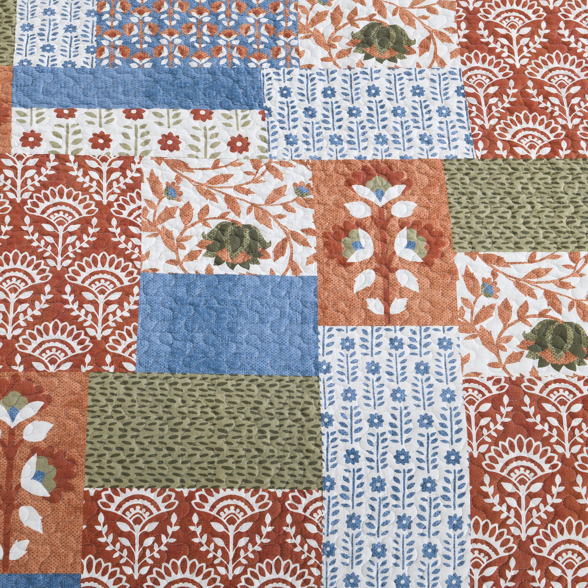 3 Piece Vintage Floral Patchwork Quilt Set Bedspread BY212