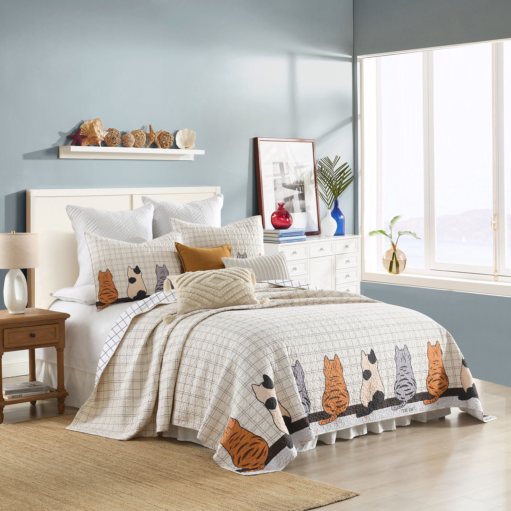 3 Piece Elegant Cat Silhouette Checkered Quilt Set Bedspread BY211