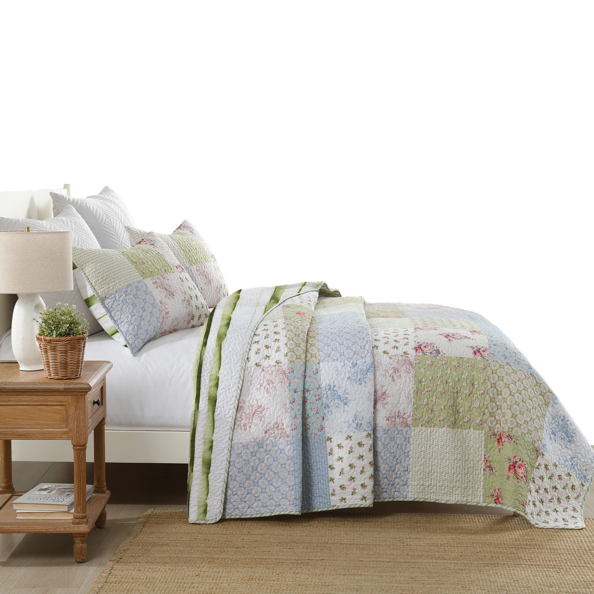 3 Piece Cottage Floral Patchwork Quilt Set - Country Style Quilted Bedspread BY225