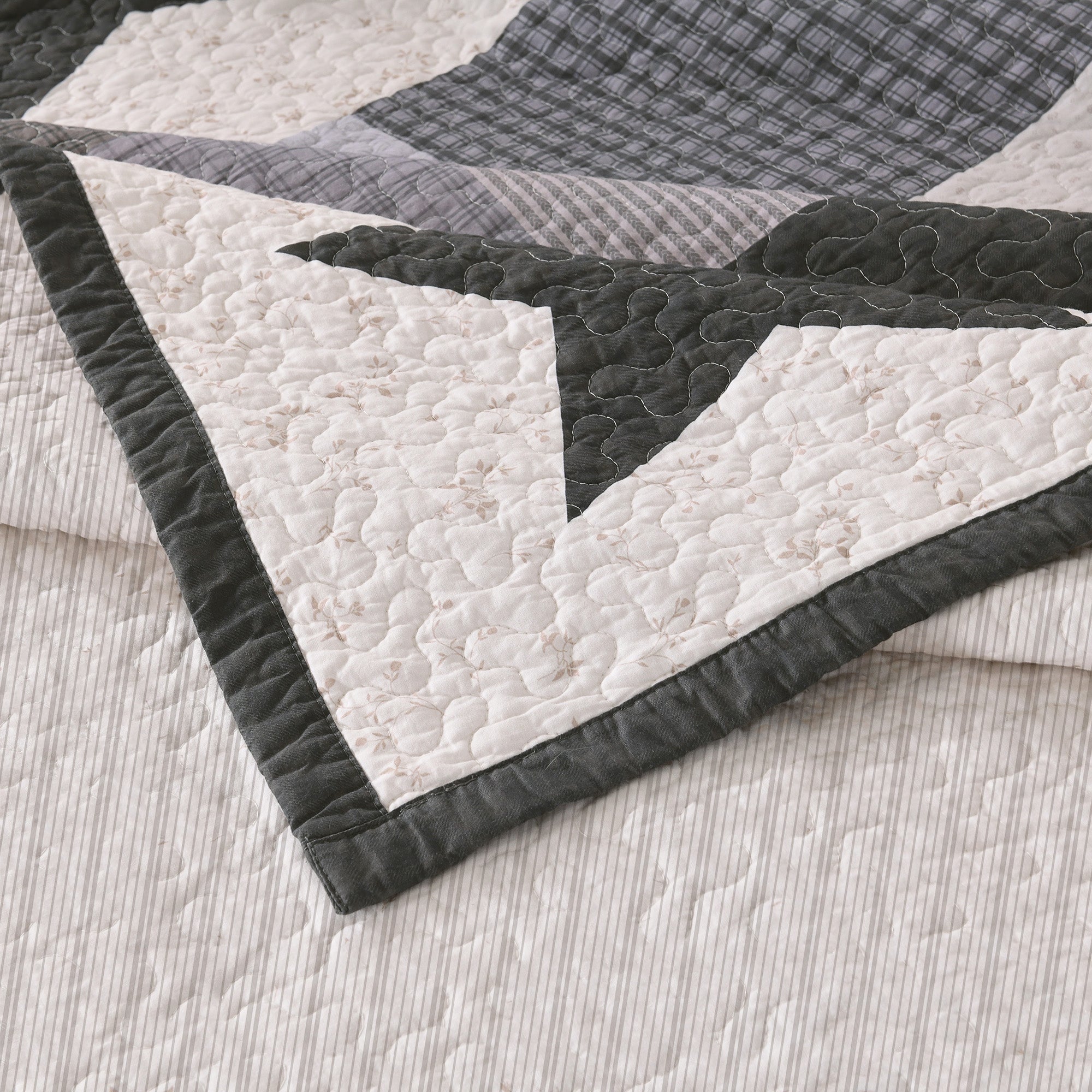 3 Pcs 100% Cotton Modern Star Pattern Checkered Quilt Bedspread Set CP327