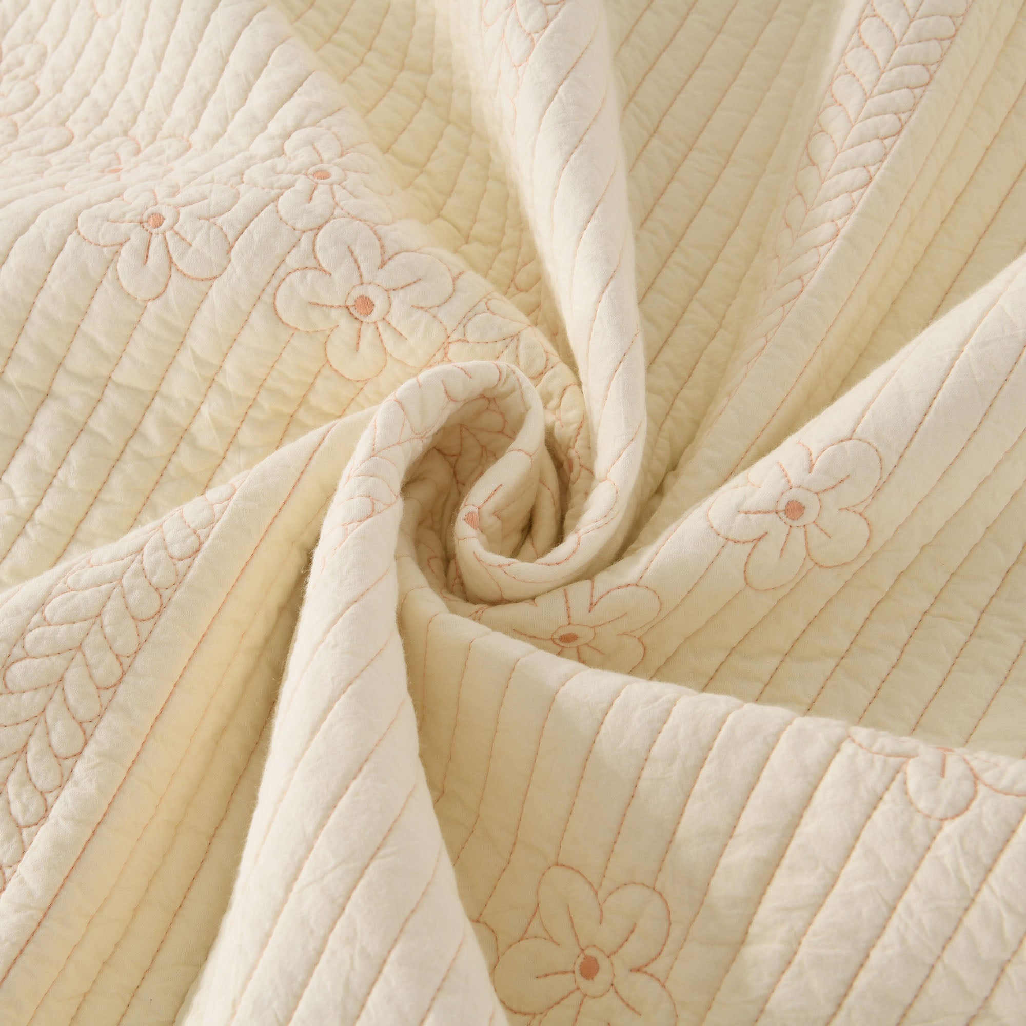 3 Piece 100% Cotton Embroidered Quilt Set – Floral Bedspread TU145