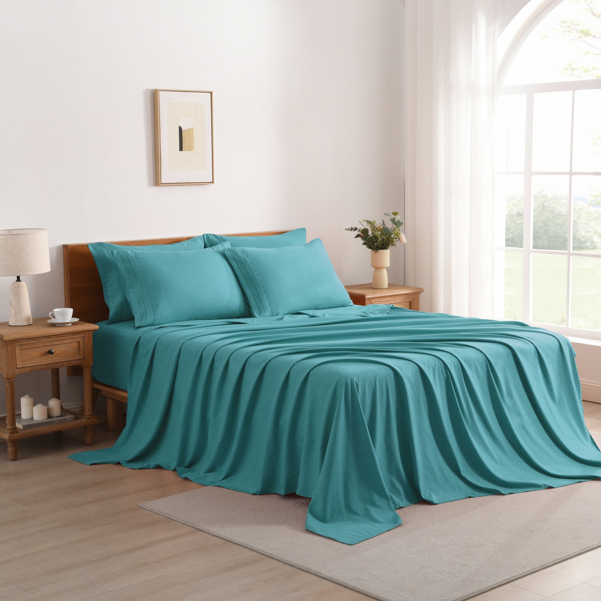 4/6 Piece Soft Solid Embroidered Bed Sheet Set