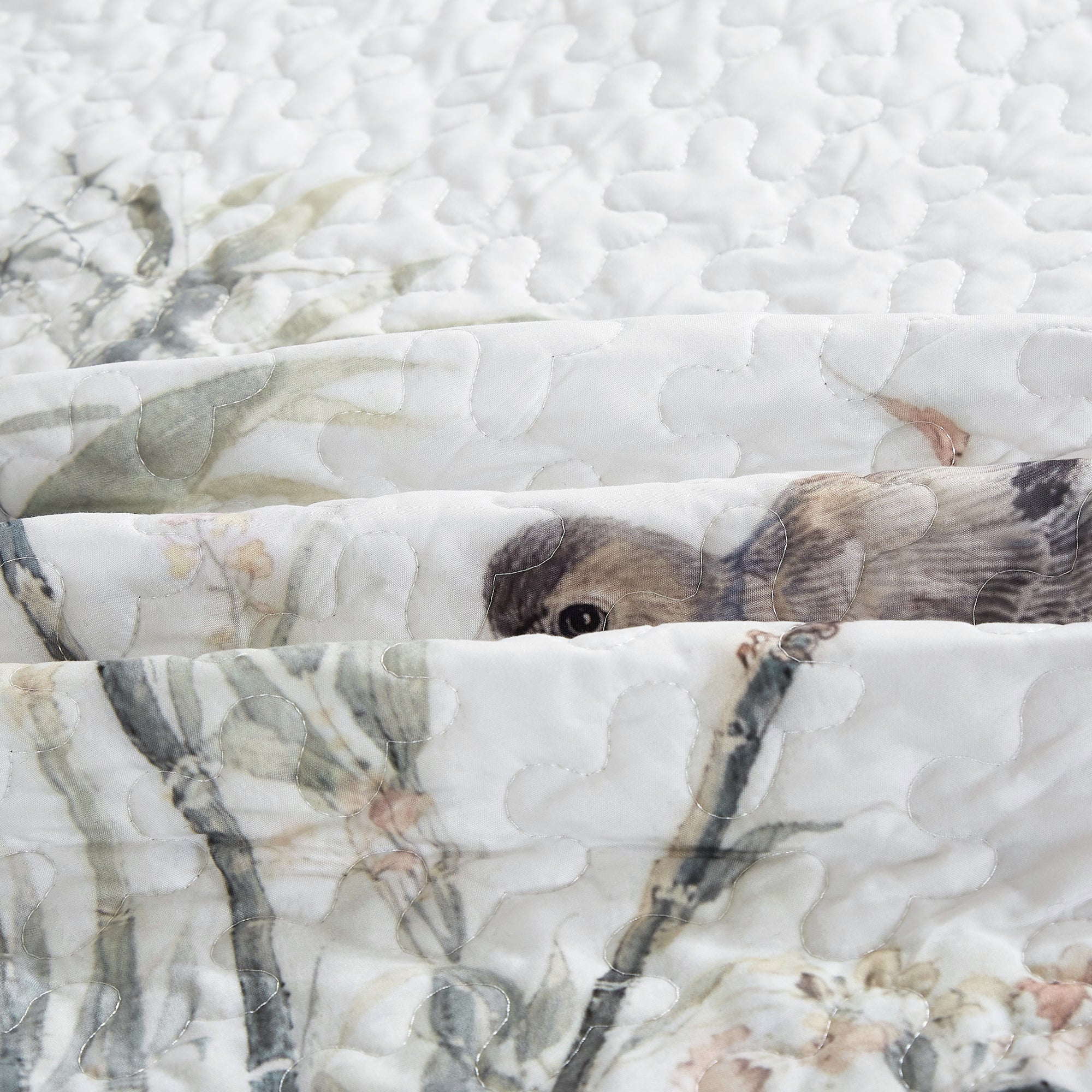 3 Piece Lightweight Quilt Bedspread Set Reversible Floral Botanical