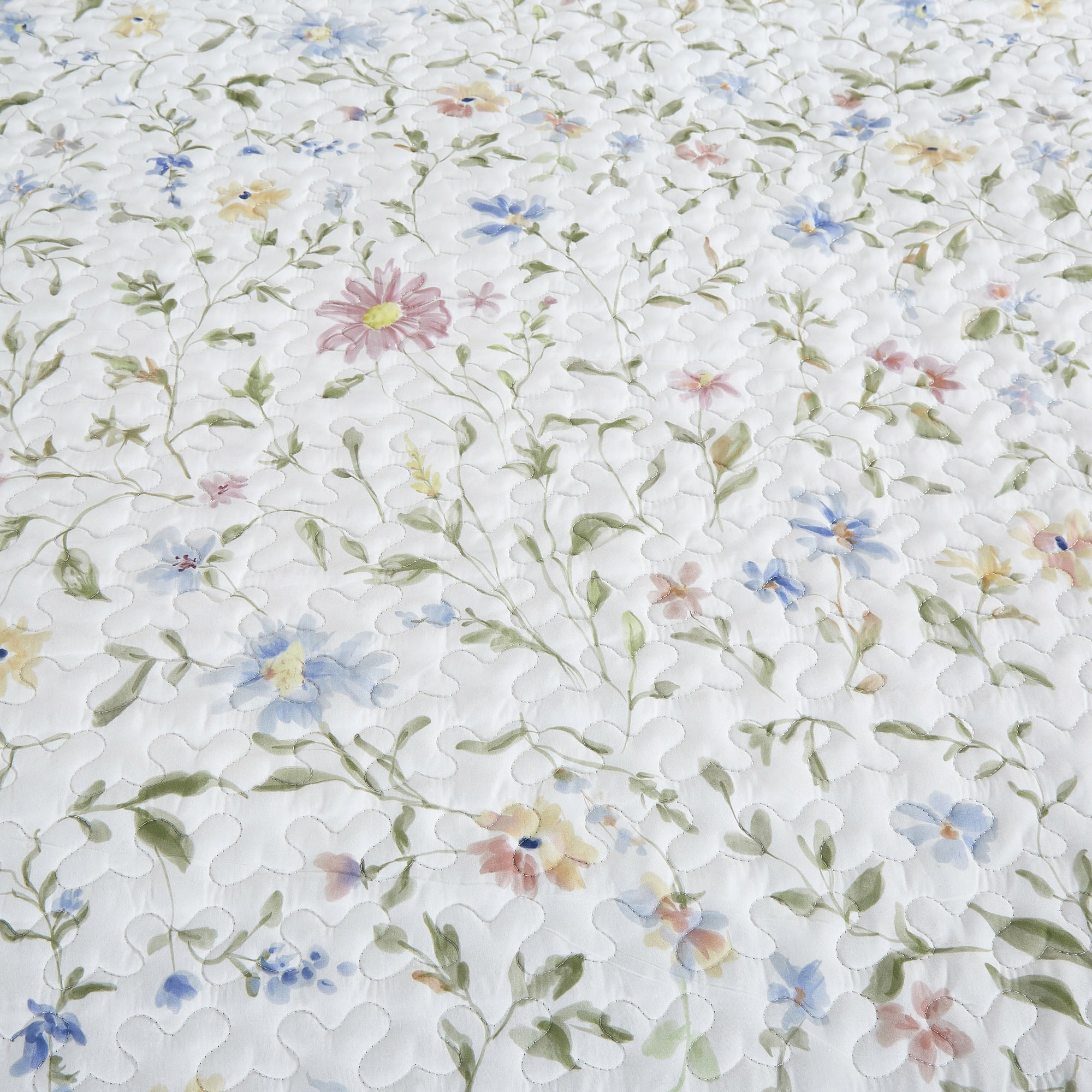 3 Piece Lightweight Quilt Bedspread Set Reversible Floral Botanical