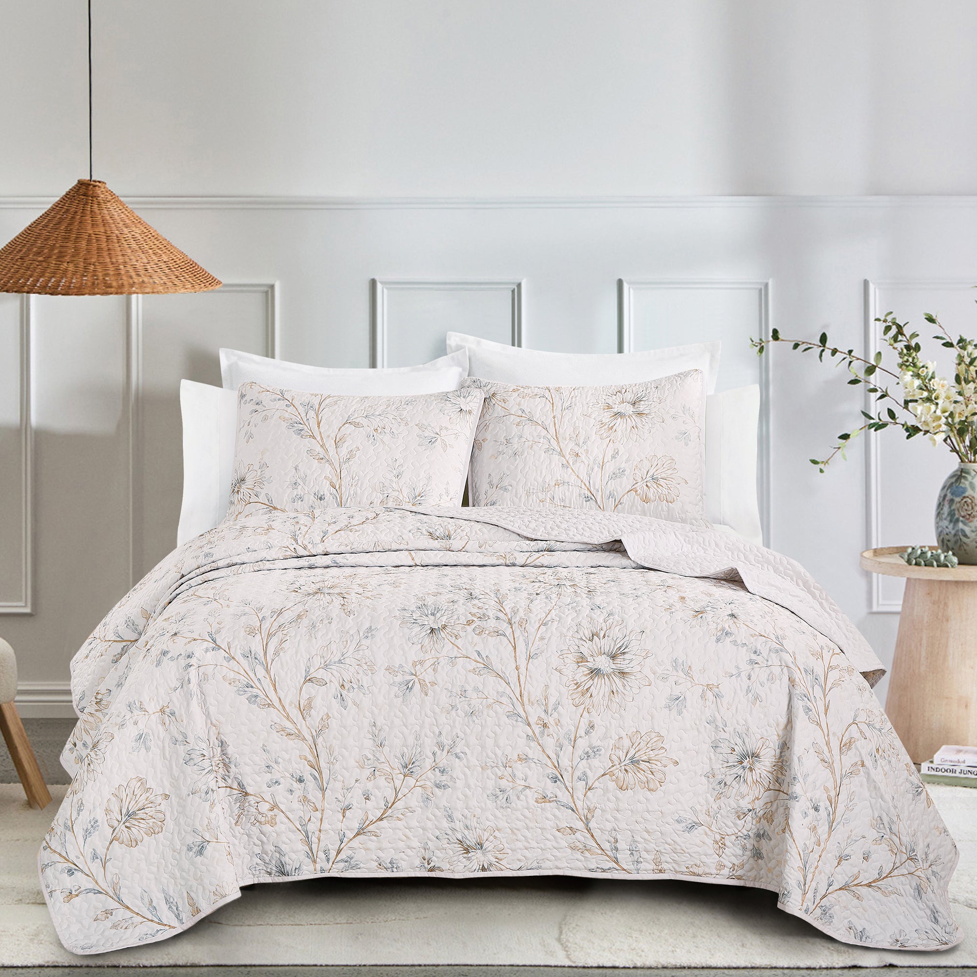 3 Piece Lightweight Quilt Bedspread Set Reversible Floral Botanical