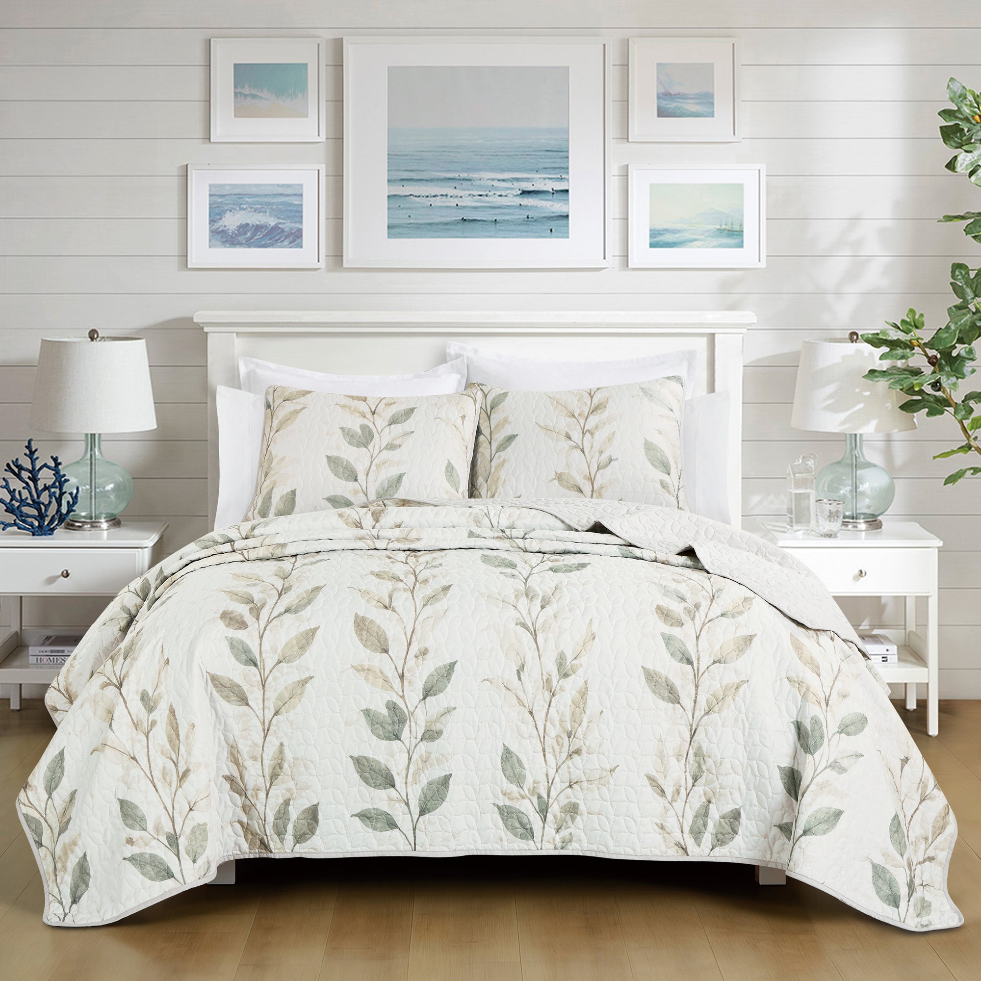 3 Piece Lightweight Quilt Bedspread Set Reversible Floral Botanical