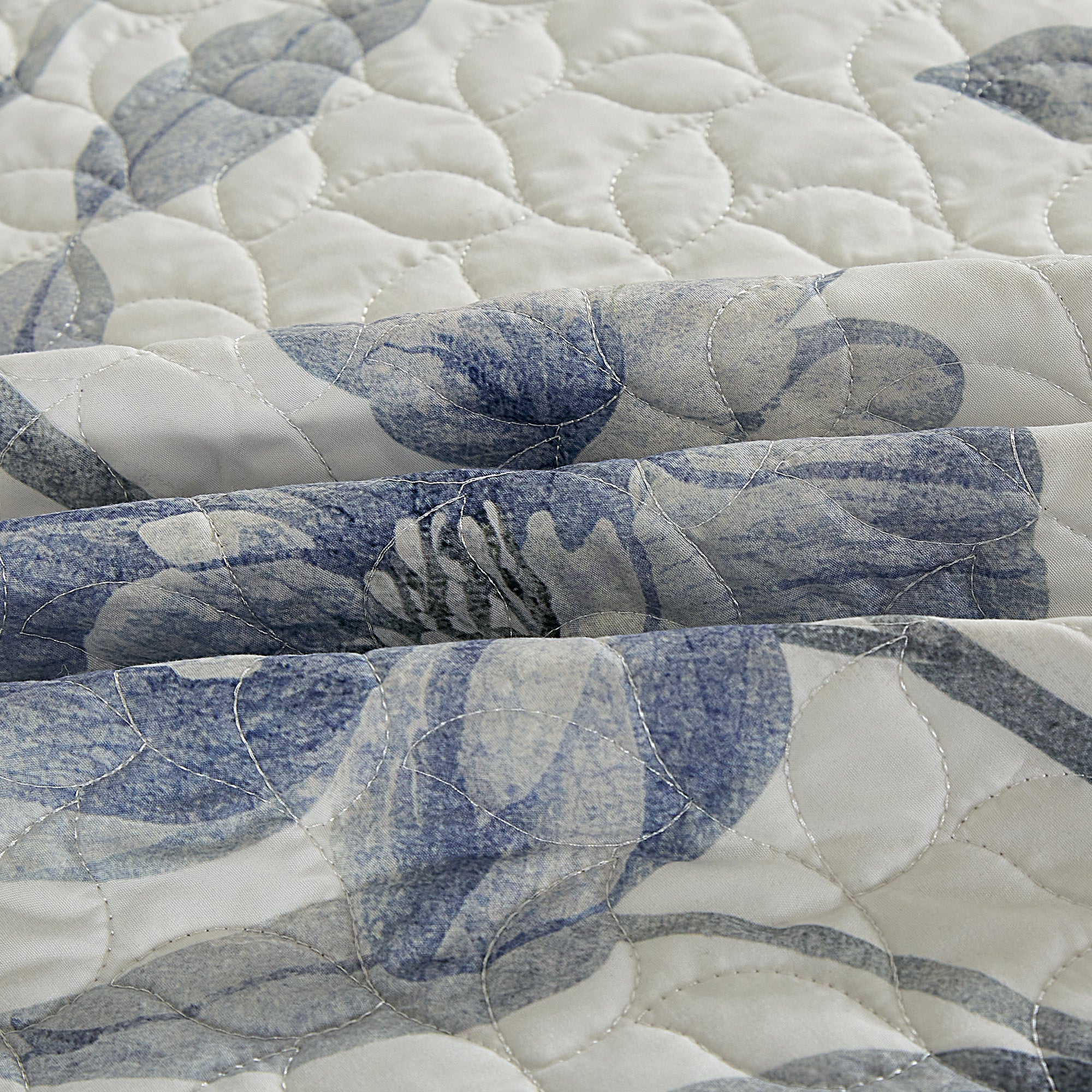 3 Piece Lightweight Quilt Bedspread Set Reversible Floral Botanical