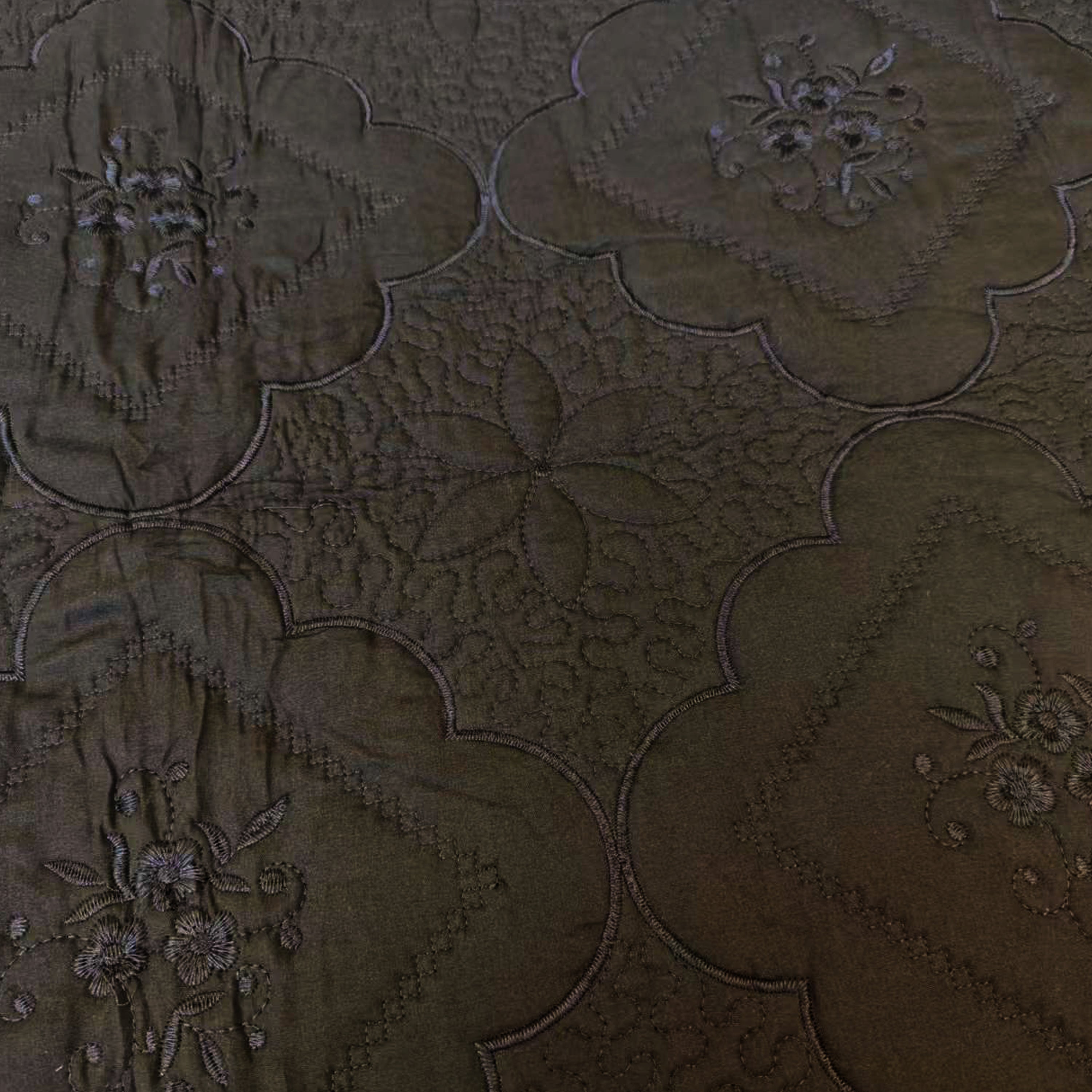 3 Piece Floral Embroidered Quilted Bedspread Set