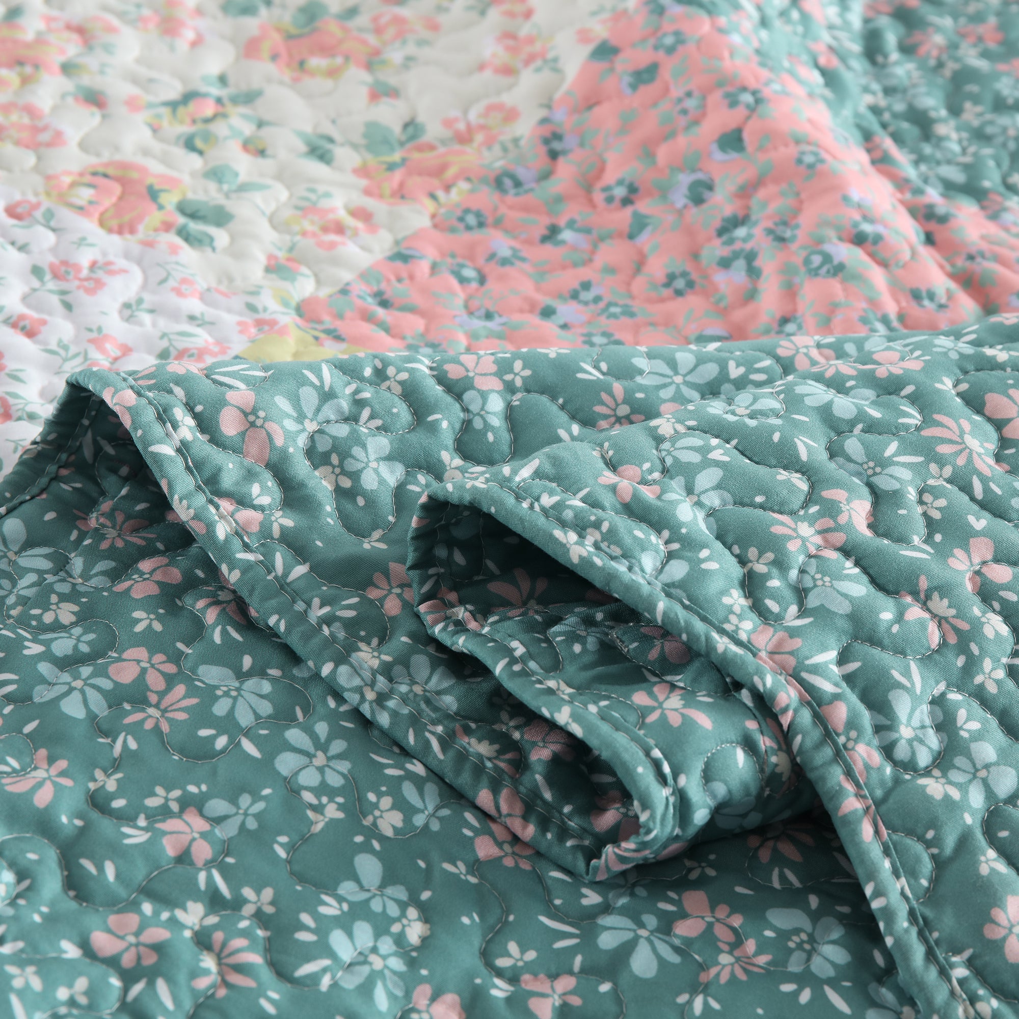 3 Piece Printed Quilt Bedspread Set Bedding Coverlet Set Lily