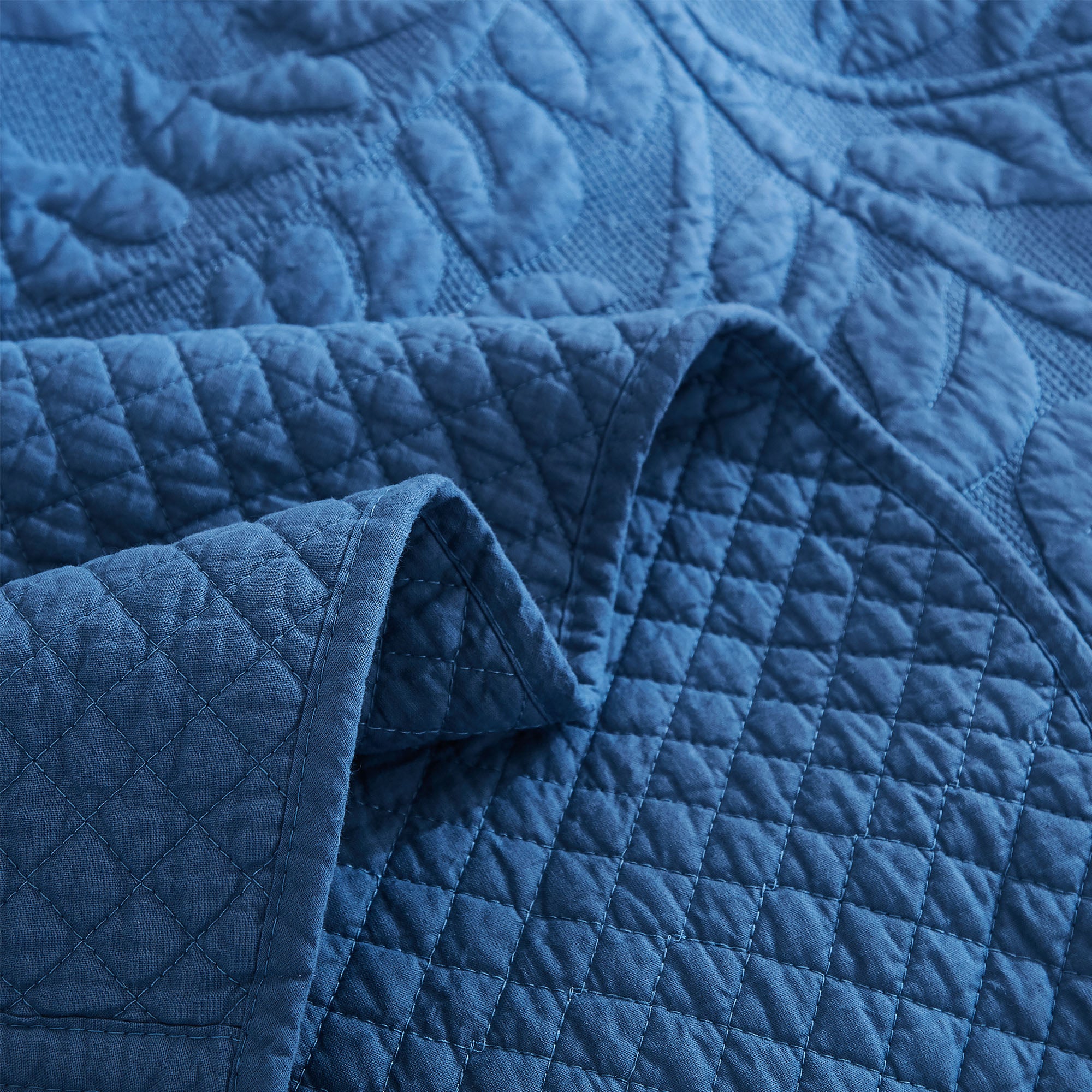 3 Piece 100% Cotton Quilt Set, Oversized Quilted Bedspread T