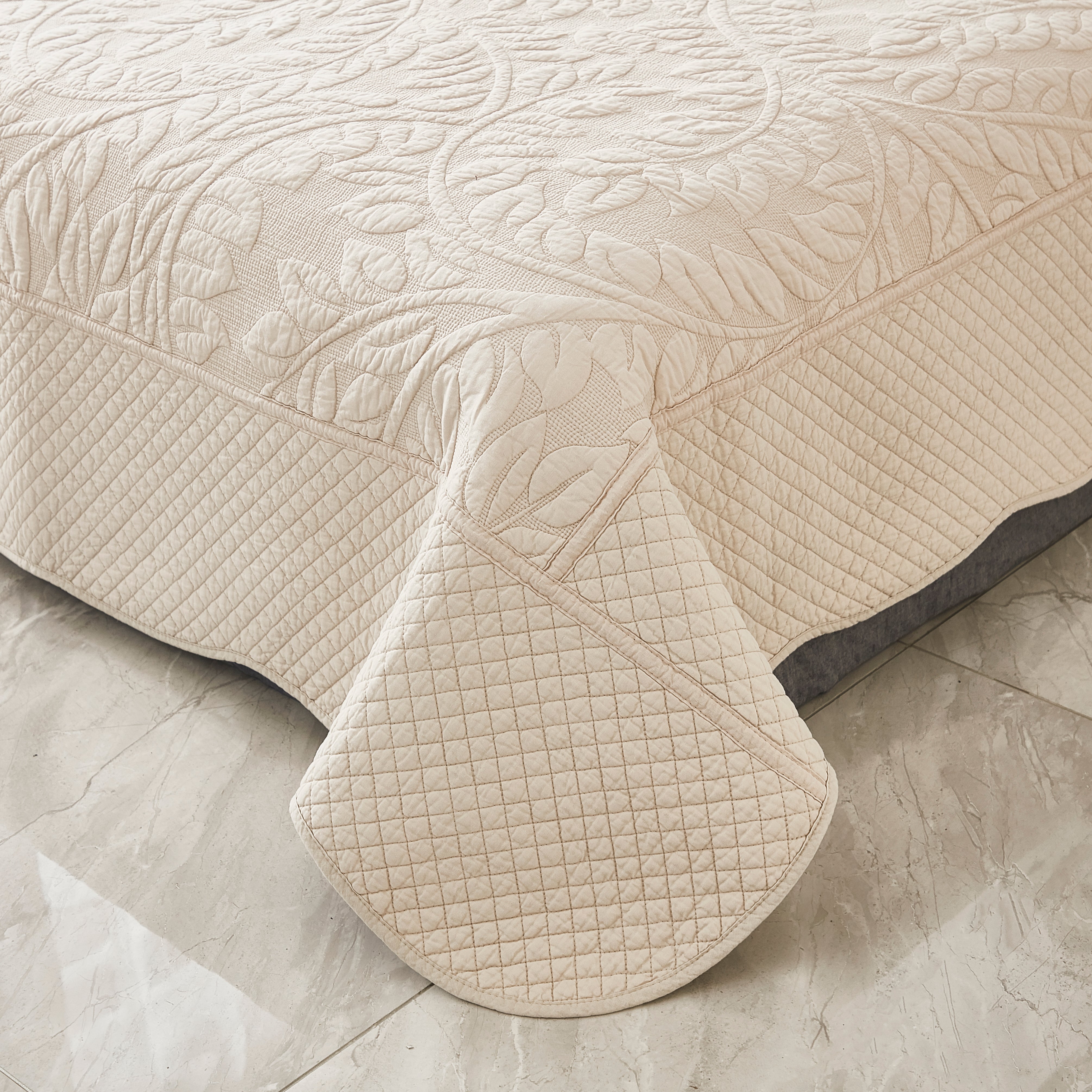 3 Piece 100% Cotton Quilt Set, Oversized Quilted Bedspread T