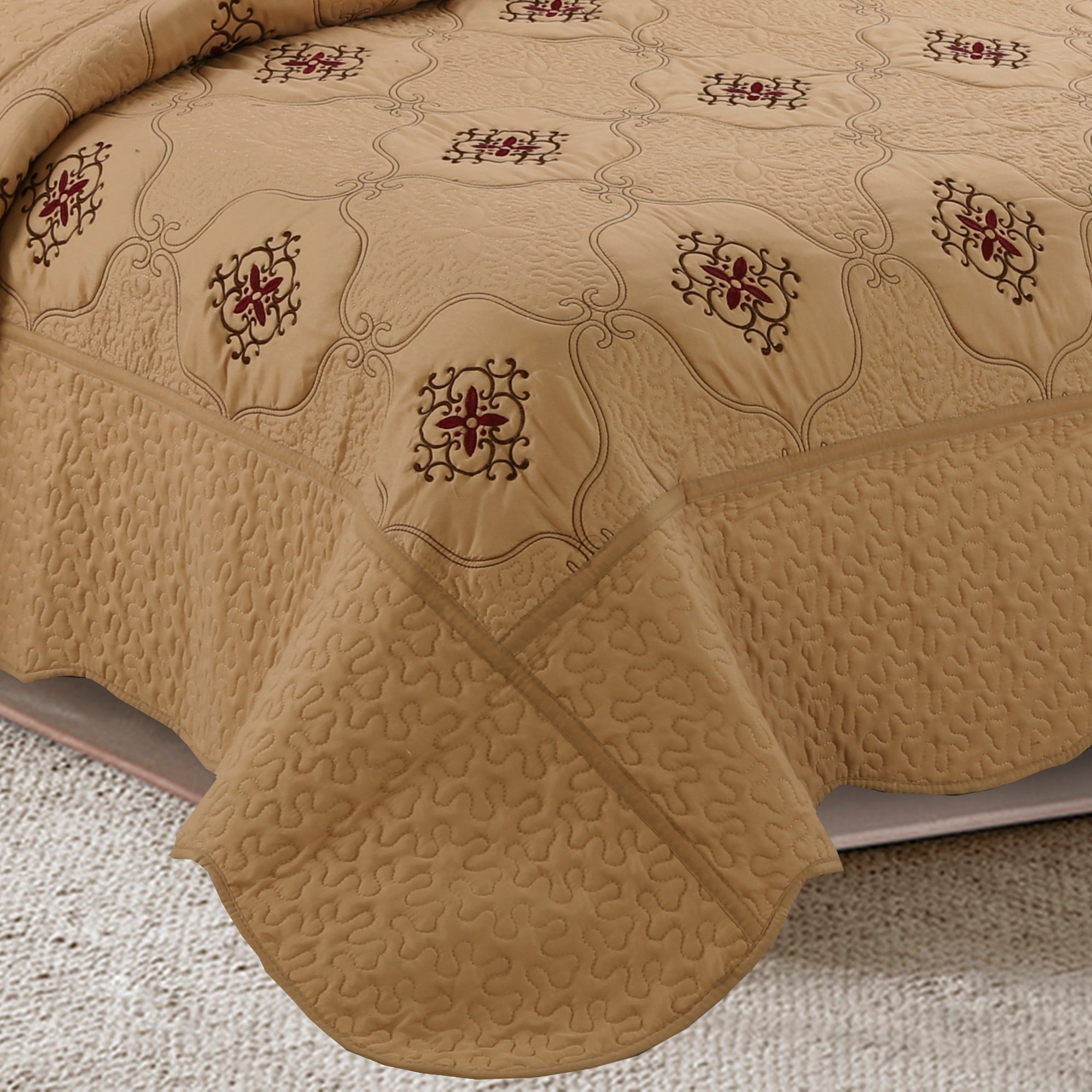 3 Piece Luxury Embroidered Quilt Set Oversized Bedspread