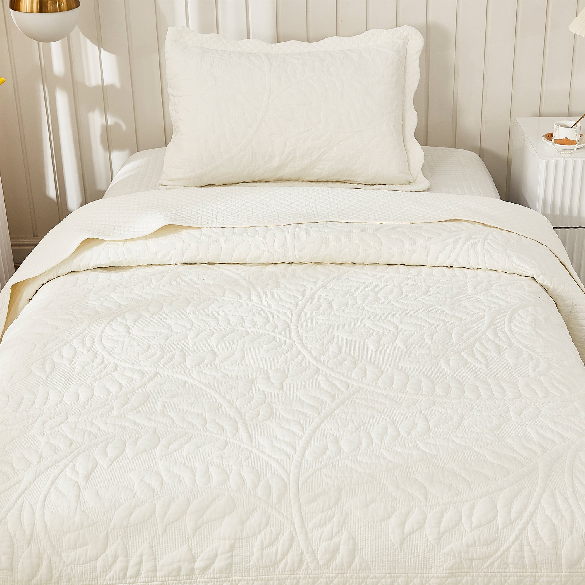 3 Piece 100% Cotton Quilt Set, Oversized Quilted Bedspread T