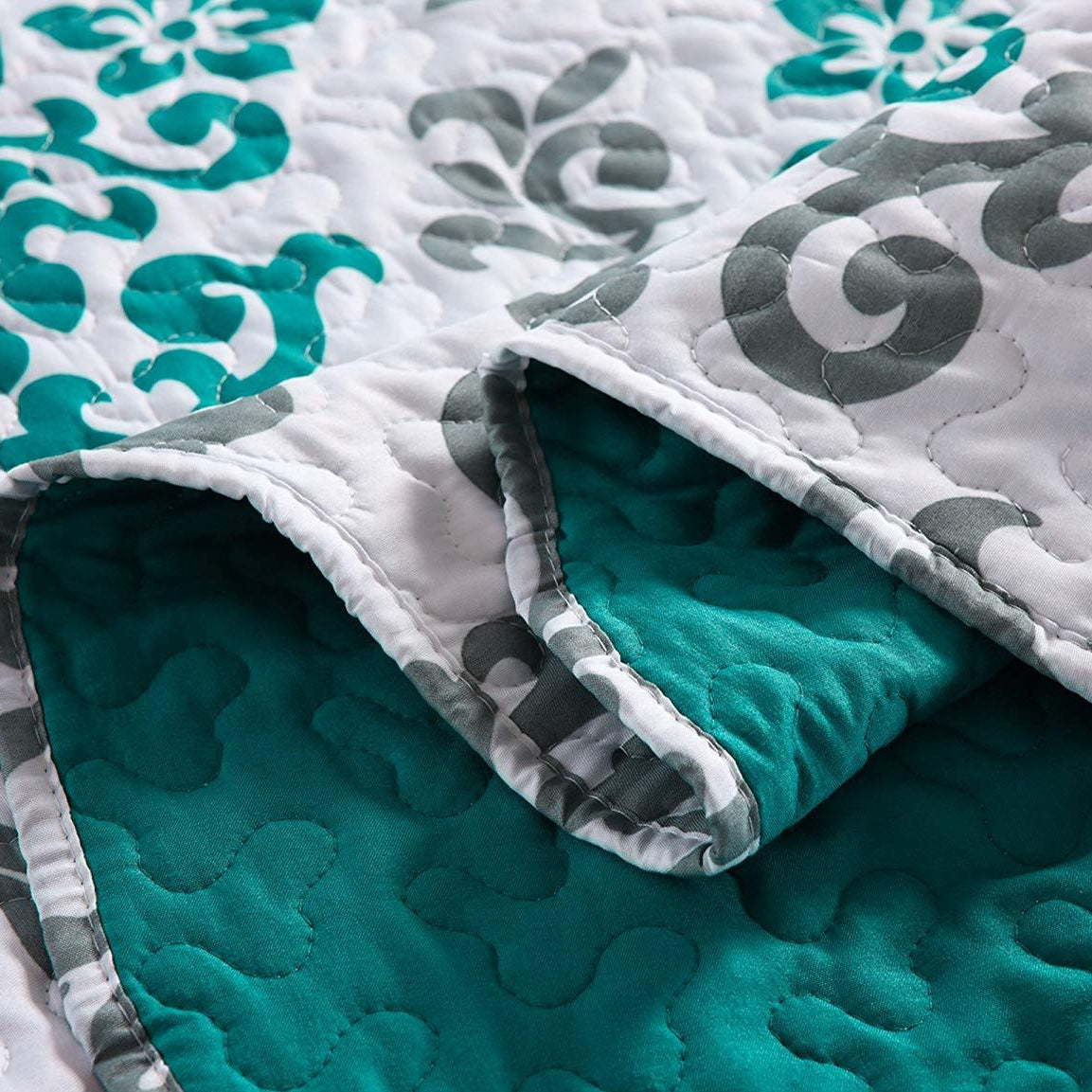 3 Piece Floral Quilt Set, Lightweight Quilted Bedspread A17