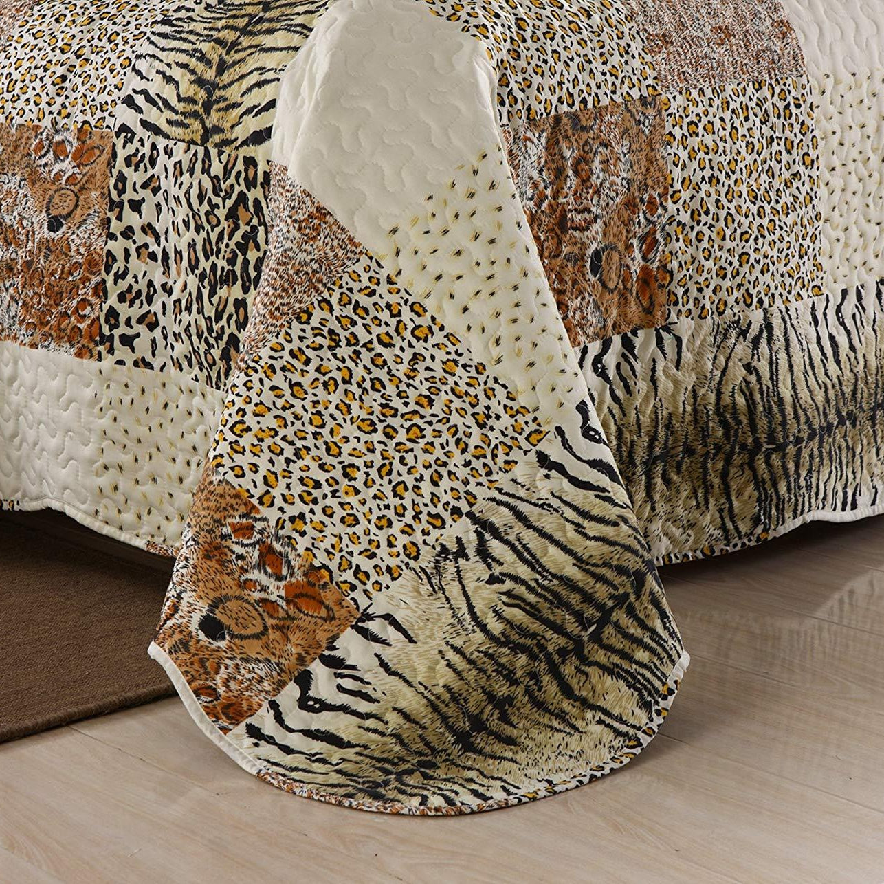 3 Piece Animal Print Quilt Set, Leopard Patchwork Bedspread Lightweight