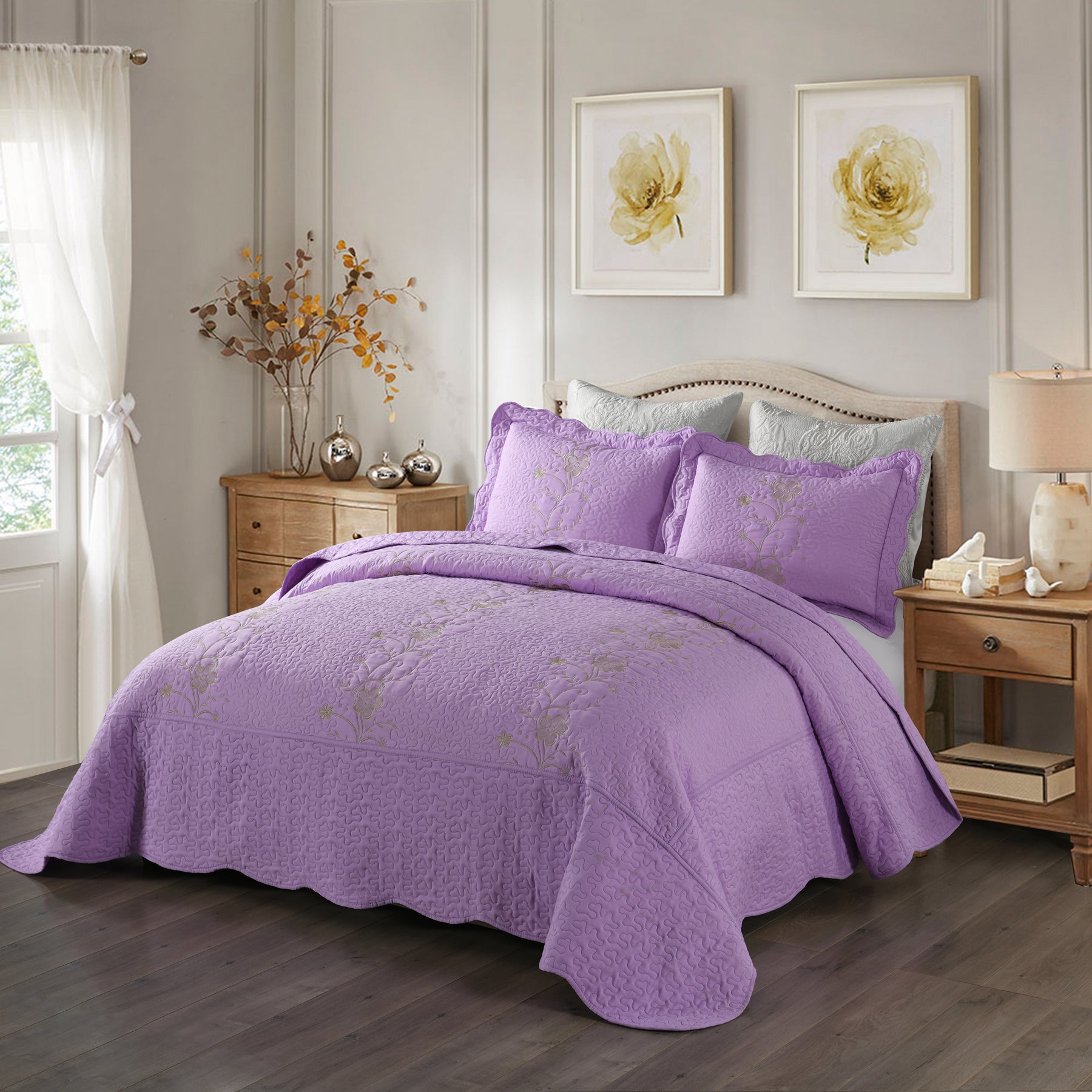3 Piece Embroidered Quilt Set, Lightweight Bedspread Lapaz