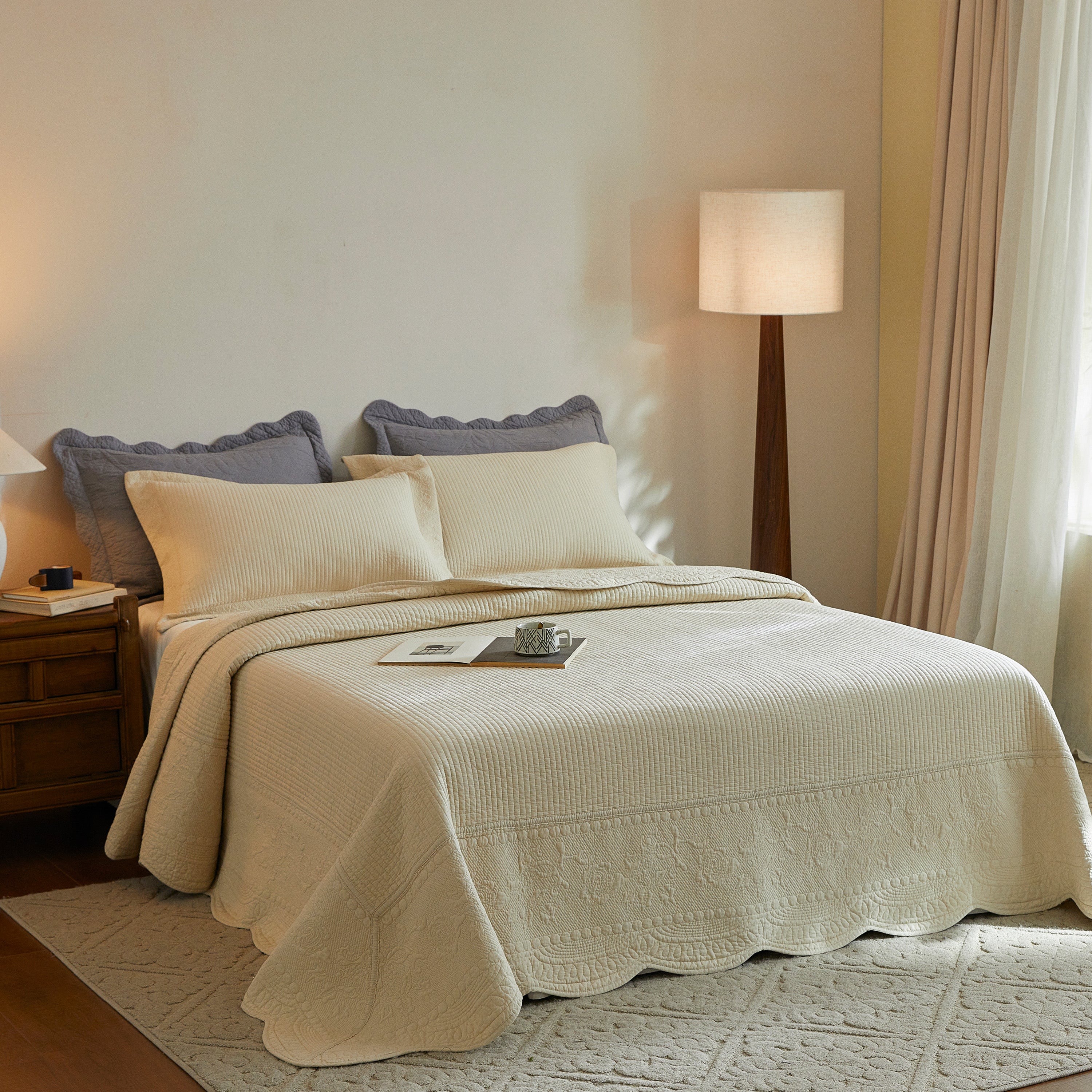 3 Piece 100% Cotton Quilt Set, Oversized Lightweight Textured Bedspread TG