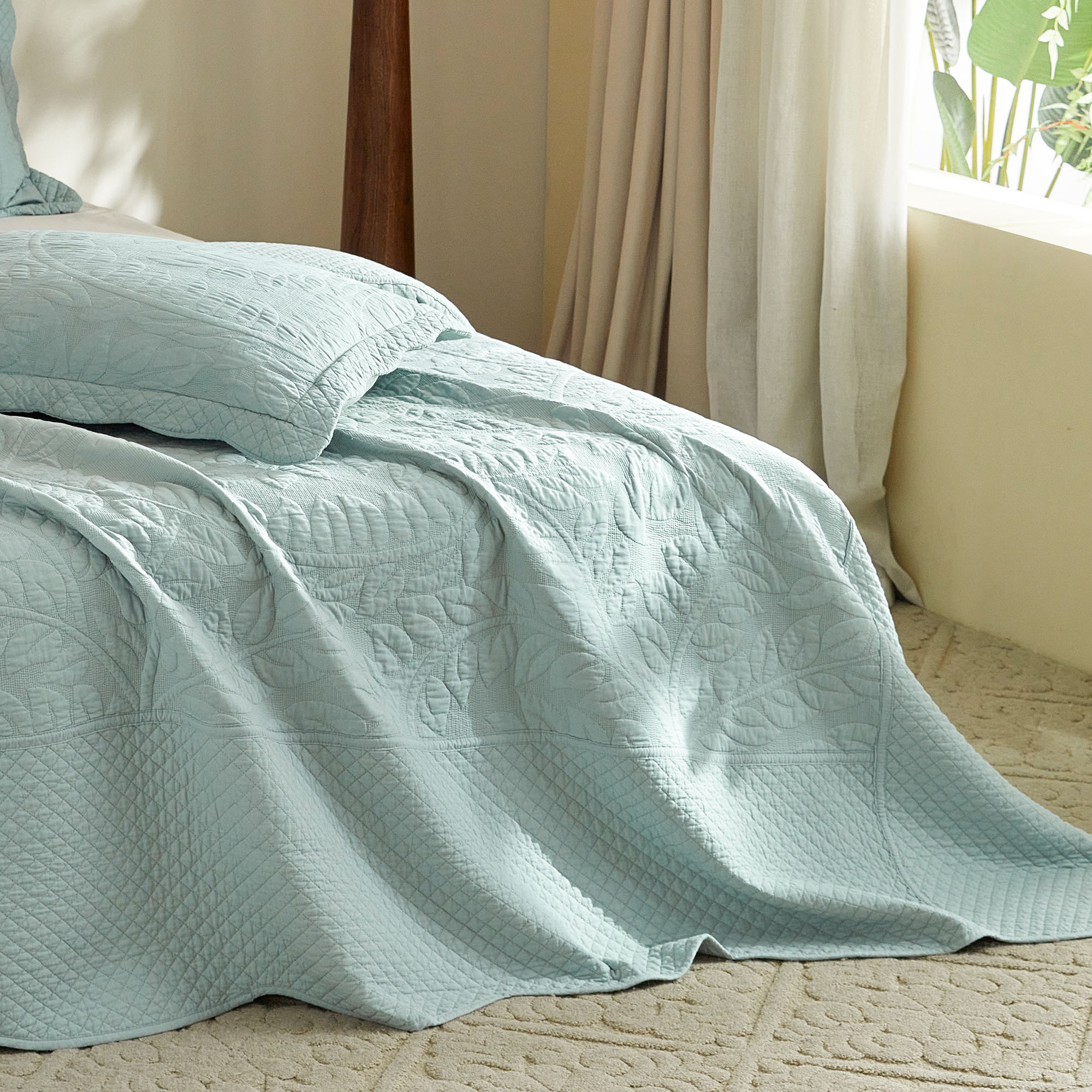 3-Pcs 100% Cotton Oversized Quilt Bedspread Set Embroidery T
