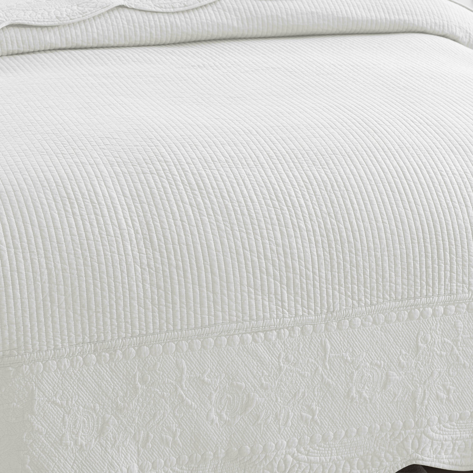 3 Pcs 100% Cotton Embroidered Quilt Bedspread Set, Queen & King Sizes