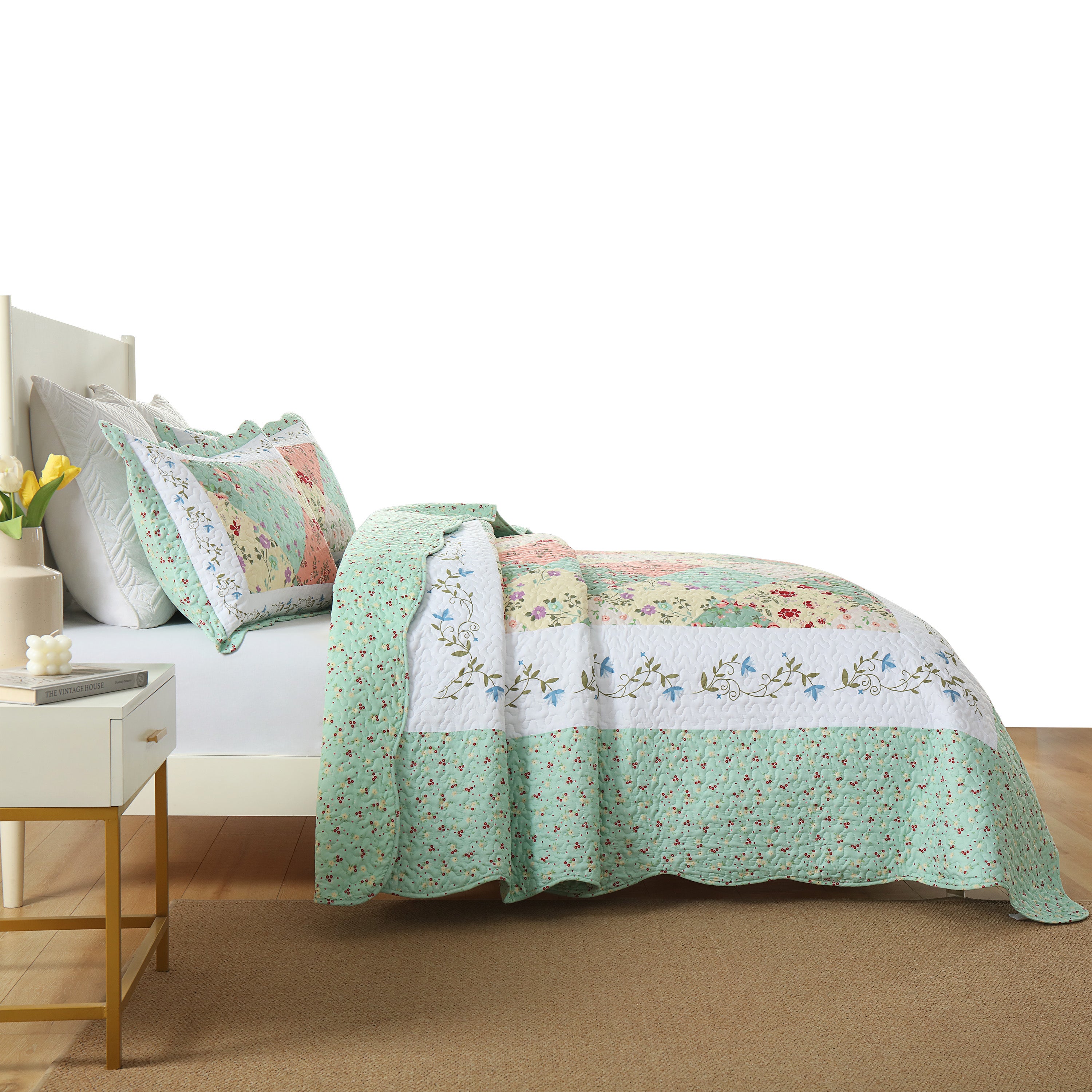 3 Piece Floral Patchwork Quilt Set – Lightweight Cottage Garden Bedspread B014