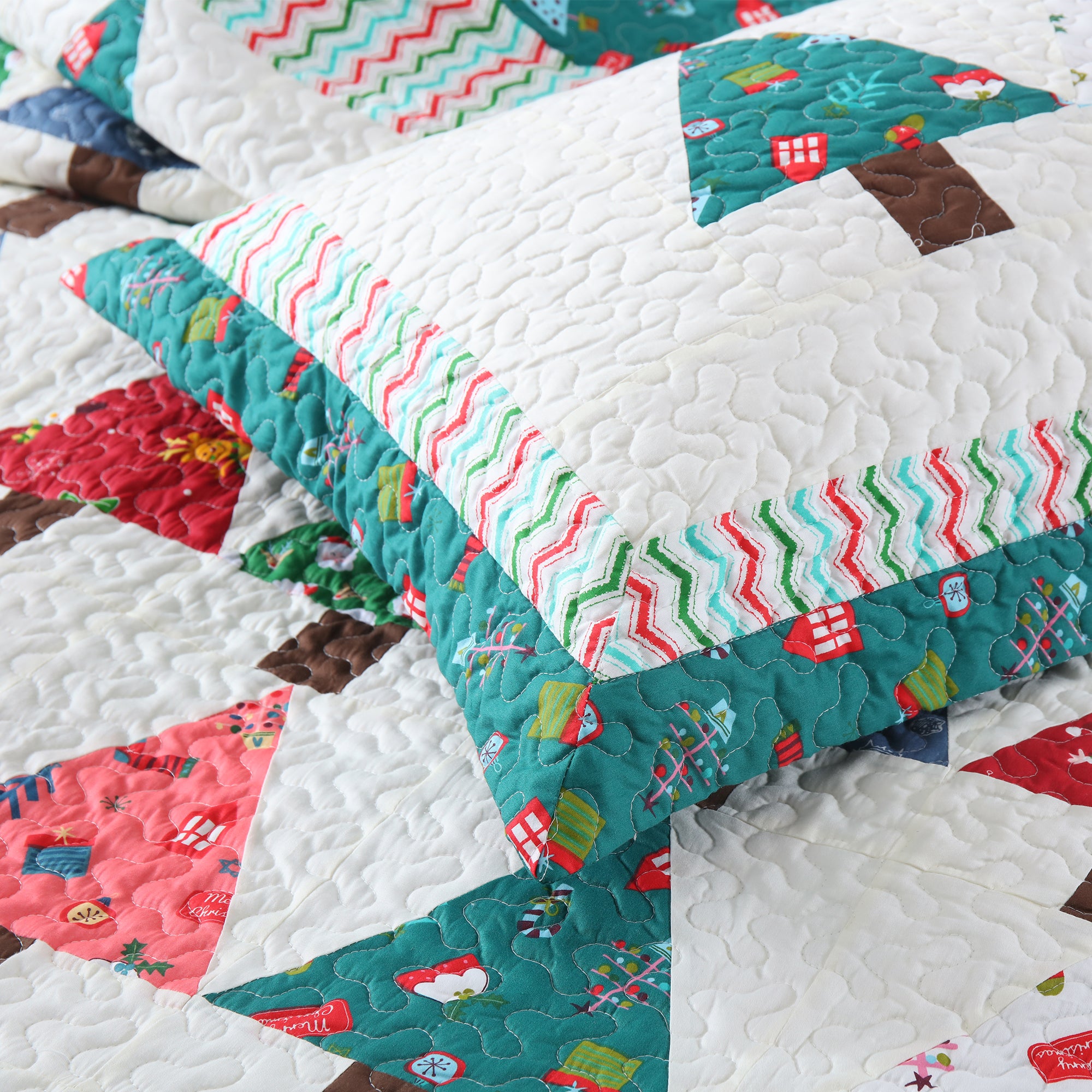 Handcrafted Christmas Patchwork Cotton Quilt Bedspread Set - 3-Piece Vintage Style Holiday Bedding PW101