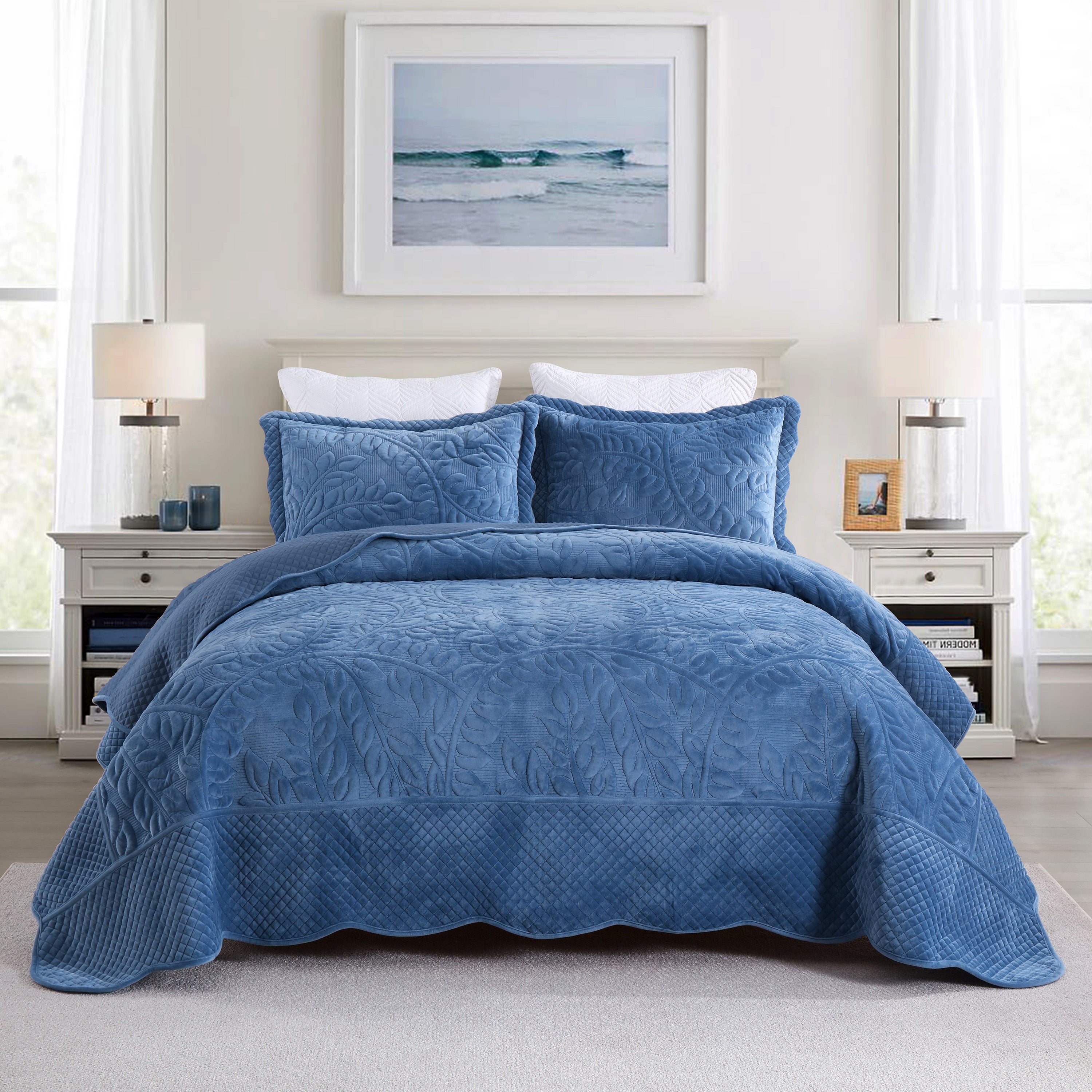 3 Piece Oversized Luxury Velvet Quilt Set Leaf Embroidered Bedspread