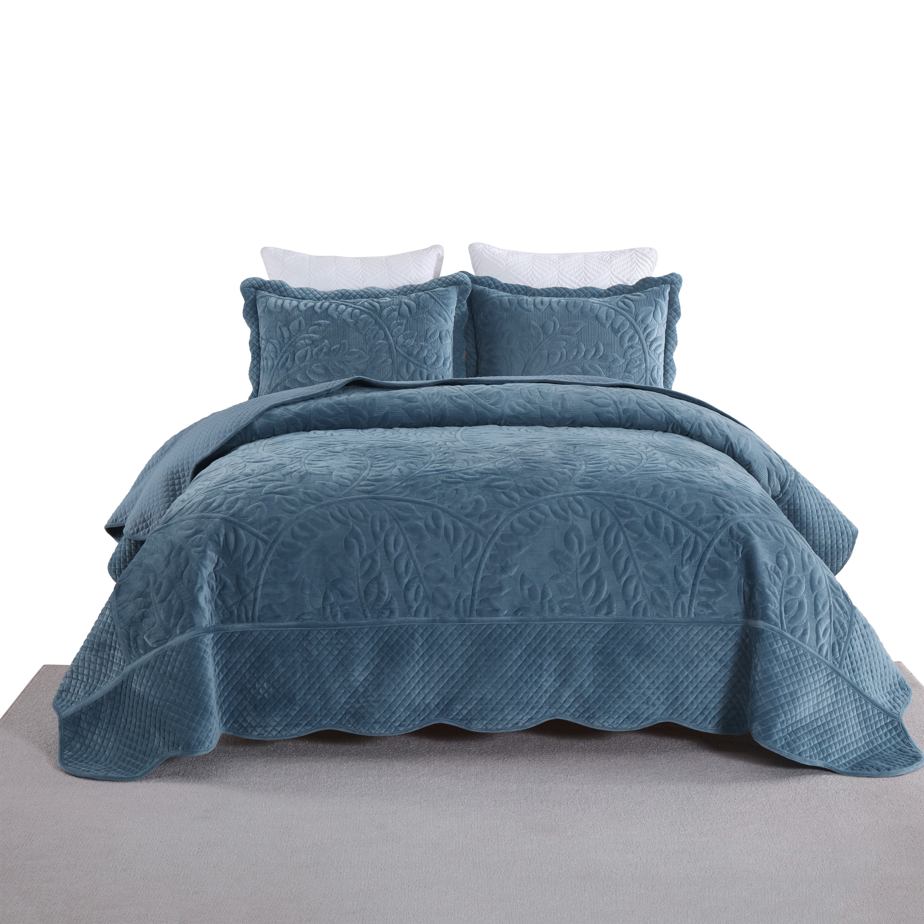 3 Piece Oversized Luxury Velvet Quilt Set Leaf Embroidered Bedspread