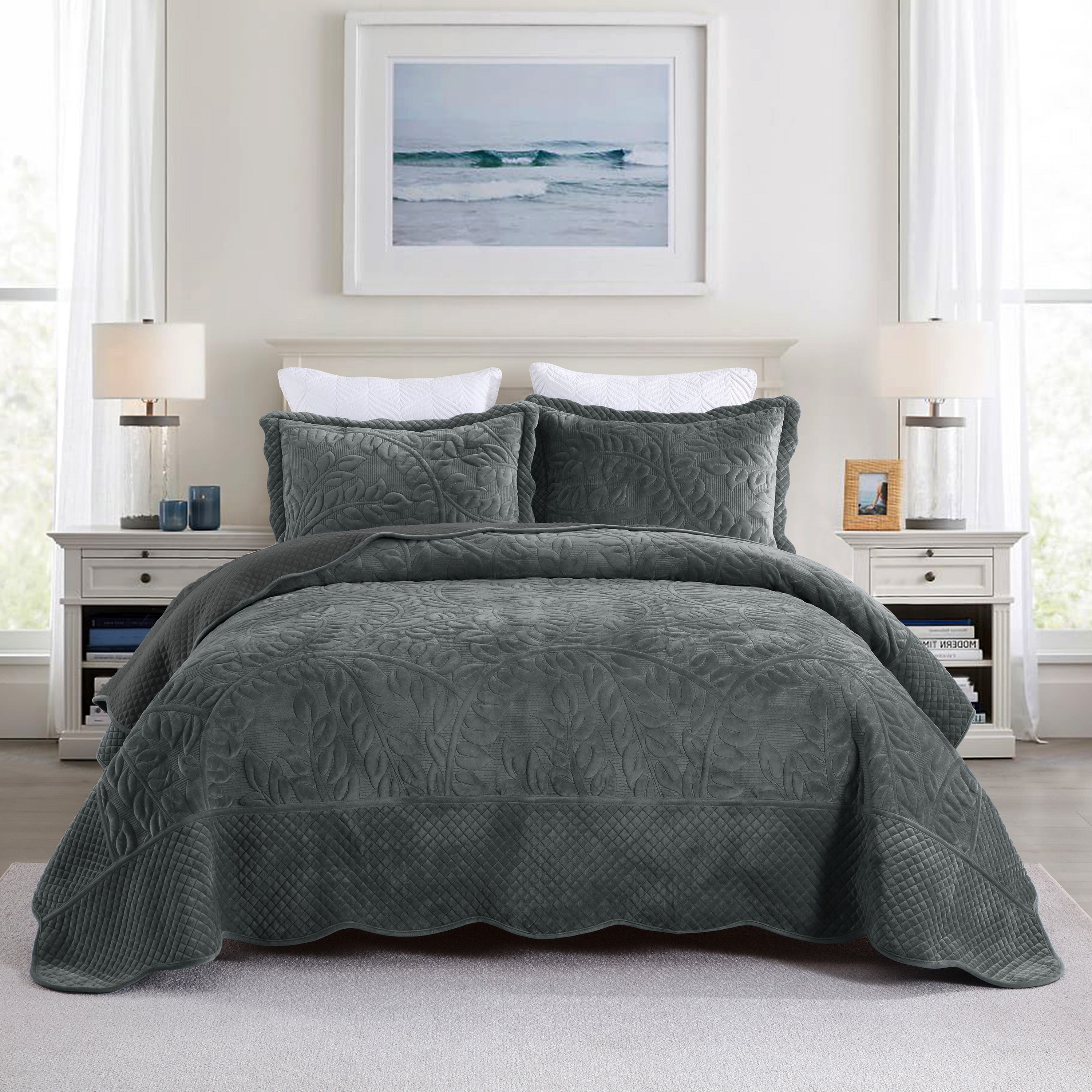3 Piece Oversized Luxury Velvet Quilt Set Leaf Embroidered Bedspread