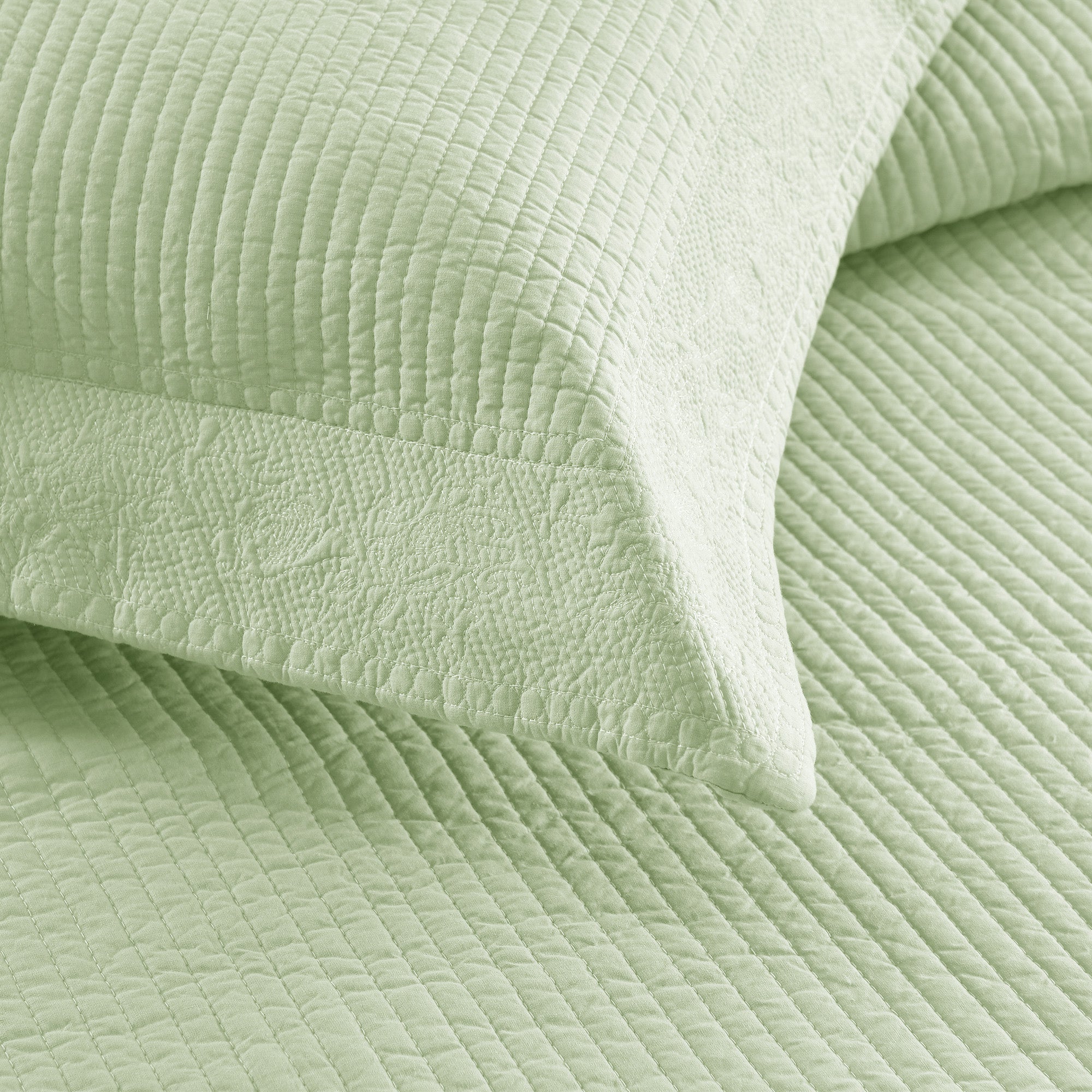 3-Piece Elegantly Embroidered 100% Cotton Oversized Quilt Bedspread Set TG