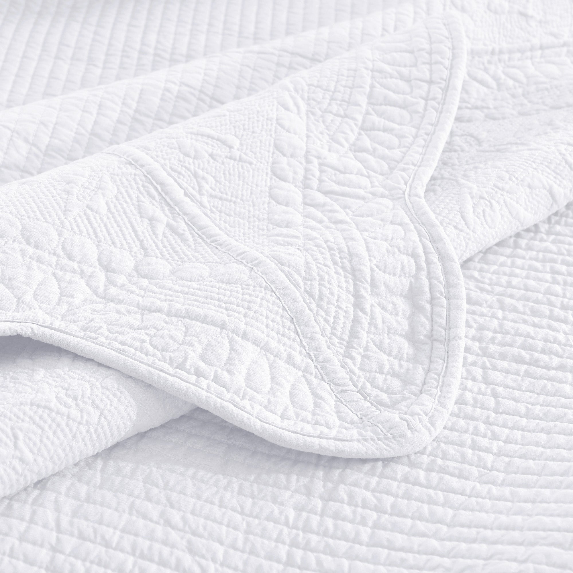Luxury Embroidered 100% Cotton Quilt Set - 3 Piece Bedspread