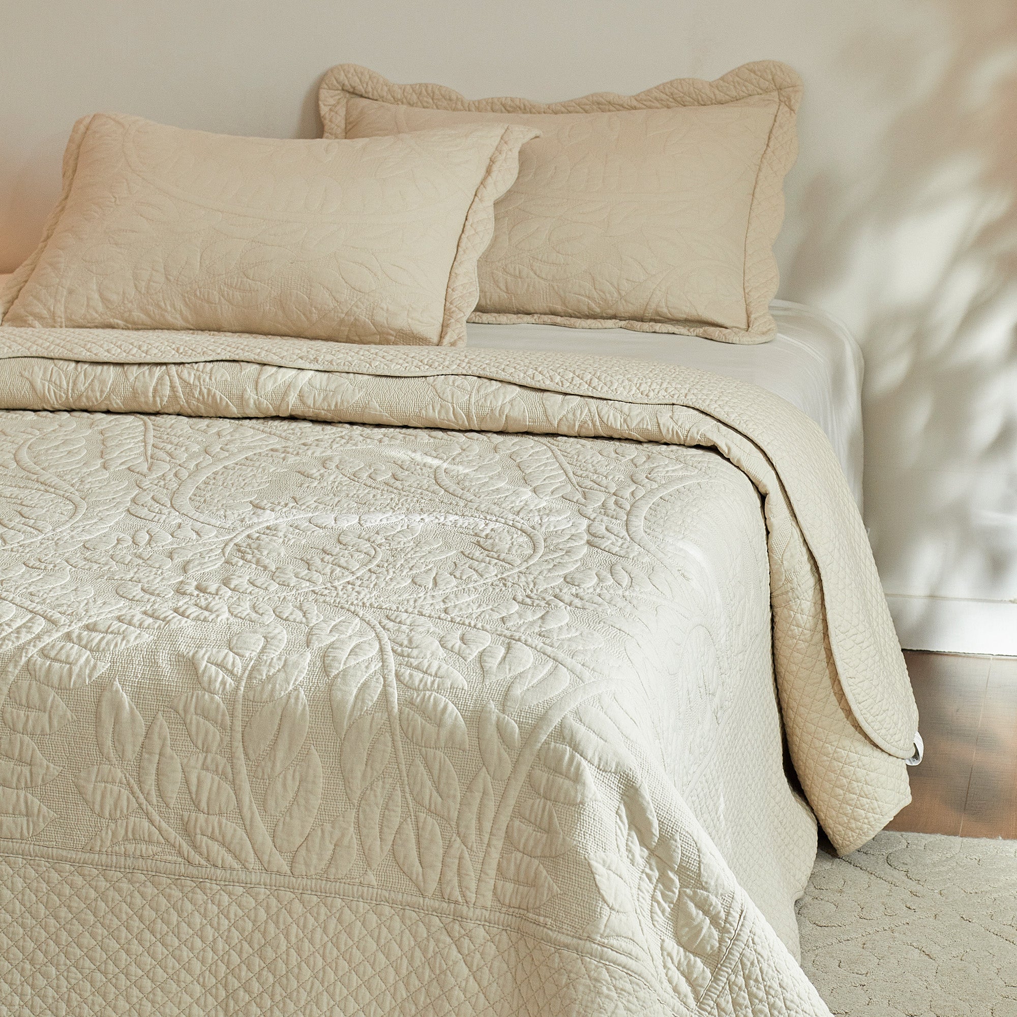 3-Pcs 100% Cotton Oversized Quilt Bedspread Set Embroidery T