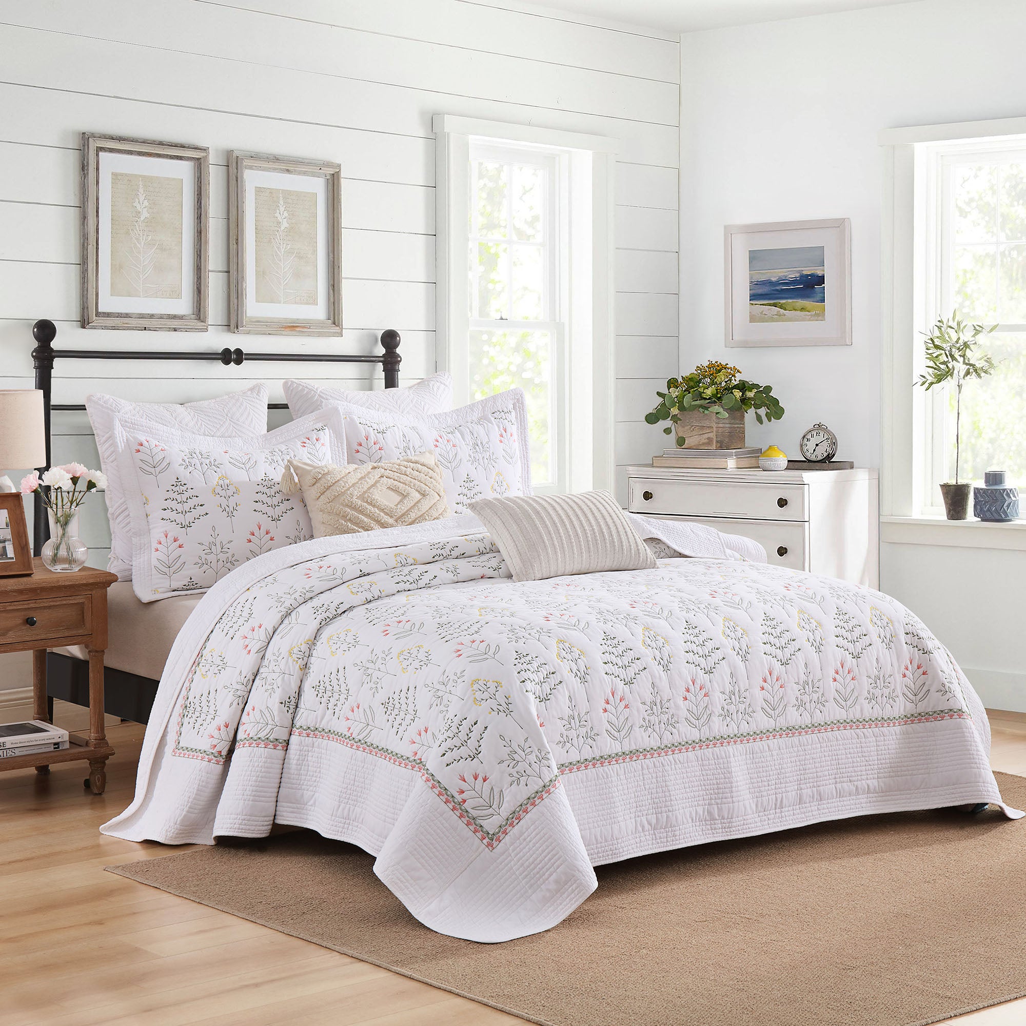 Oversized 3 Piece 100% Cotton Botanical Embroidered Quilt Set – Farmhouse Bedspread TL139