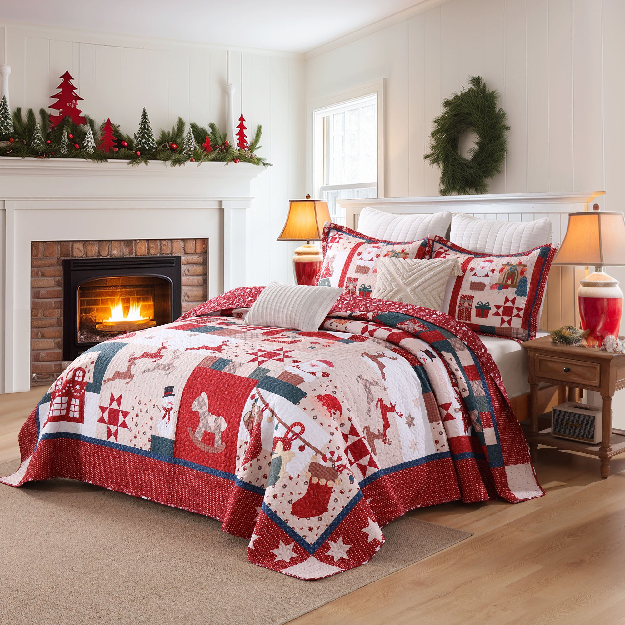 3 Piece Reversible Polyester Vintage Christmas Patchwork Quilt Set Holiday Bedspread BY220