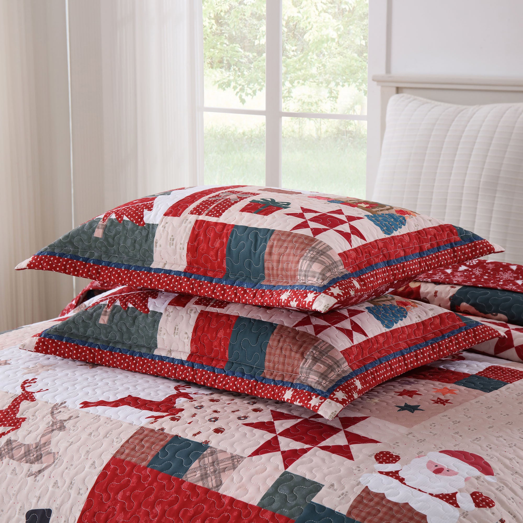 3 Piece Reversible Polyester Vintage Christmas Patchwork Quilt Set Holiday Bedspread BY220