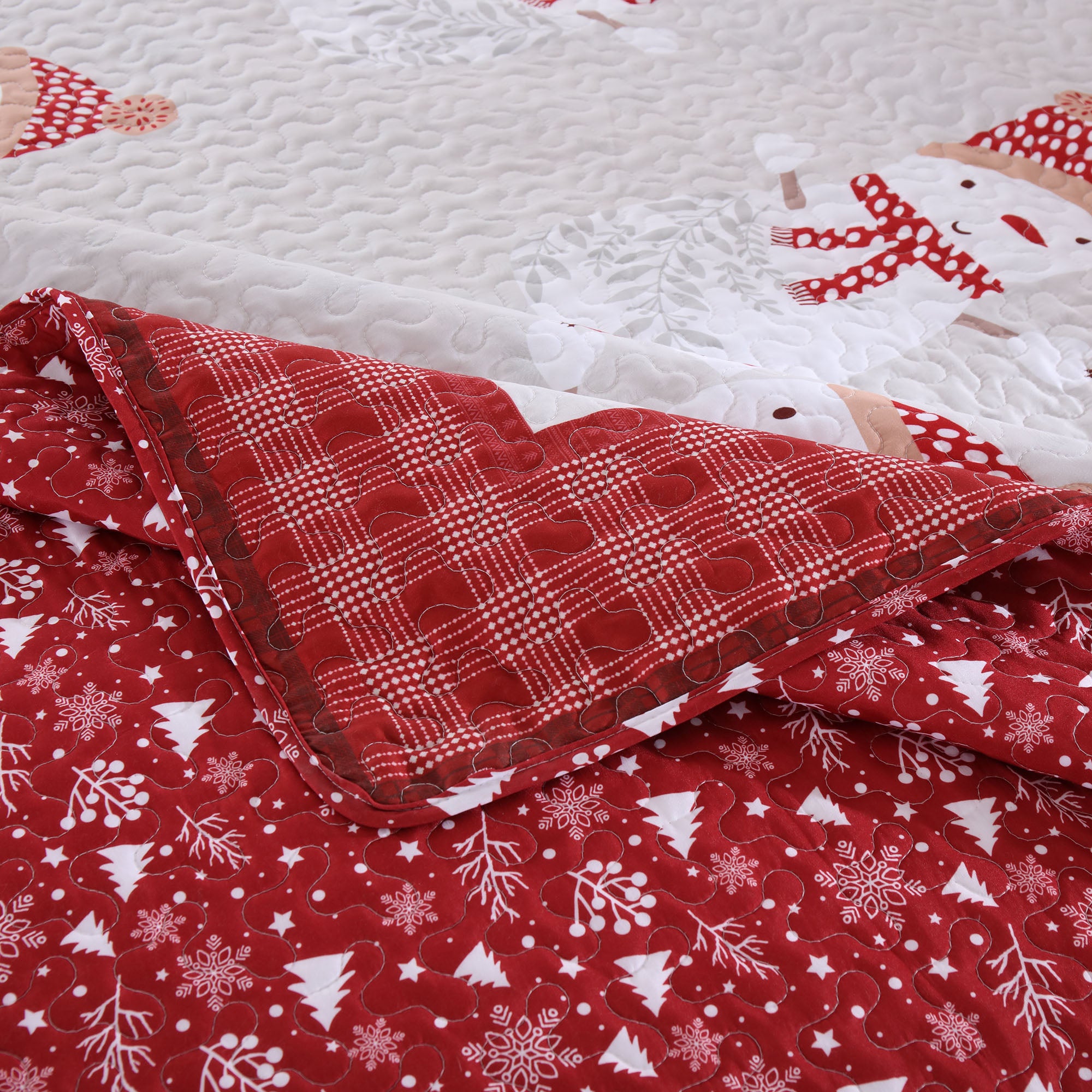 Snowman & Tree Holiday 3 Piece Reversible Polyester Christmas Quilt Set BY217