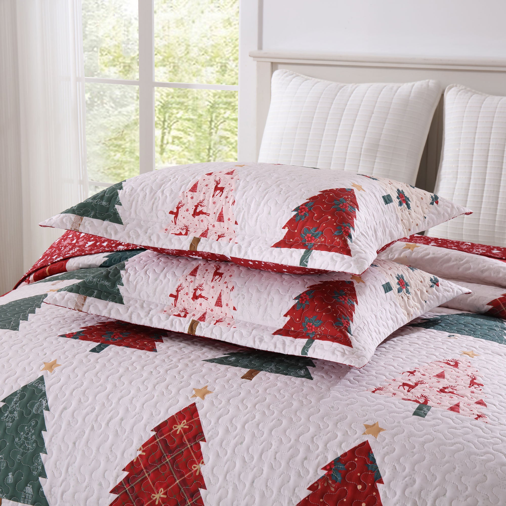 3 Piece Reversible Polyester Christmas Tree Quilt Set - Holiday Forest Bedspread BY219