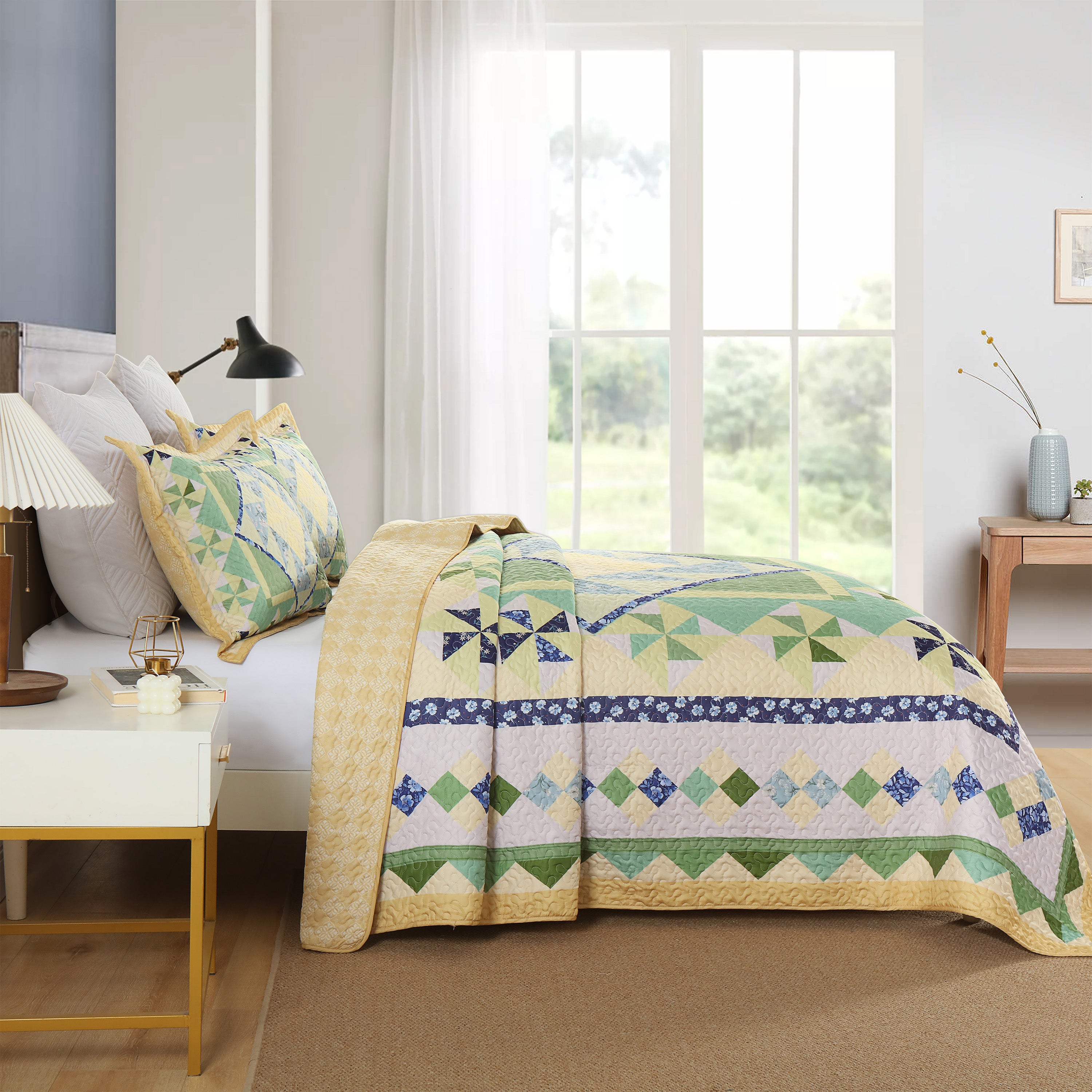 3 Piece Patchwork Quilt Set, Geometric Bedspread Lightweight B197