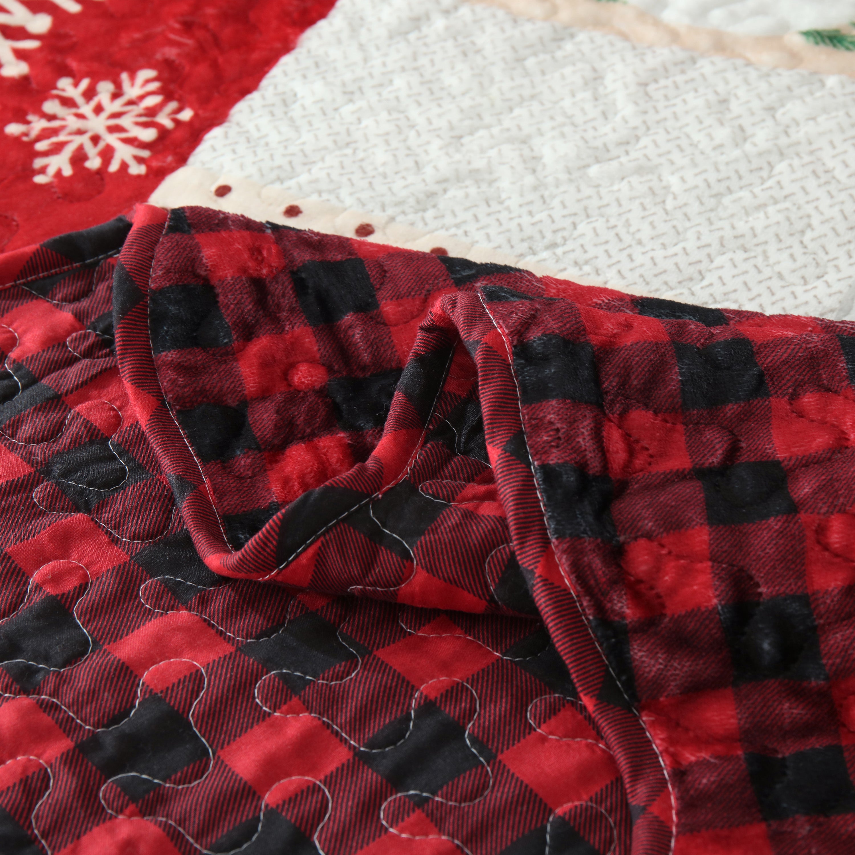 3 Piece Velvet Quilted Christmas Quilt Bedspread Set BYV208