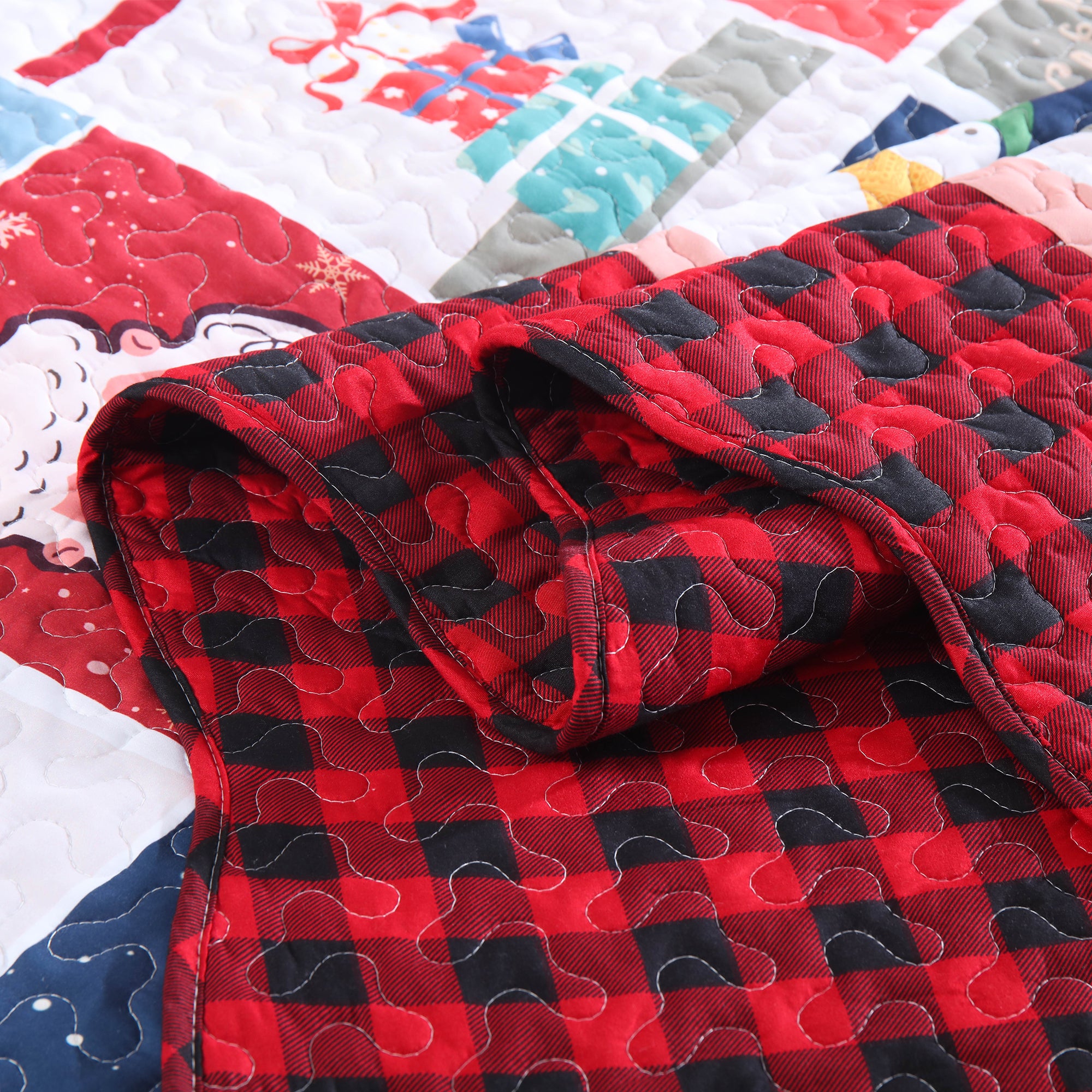 3 Piece Christmas Quilt Set, Santa Patchwork Plaid Bedspread C104