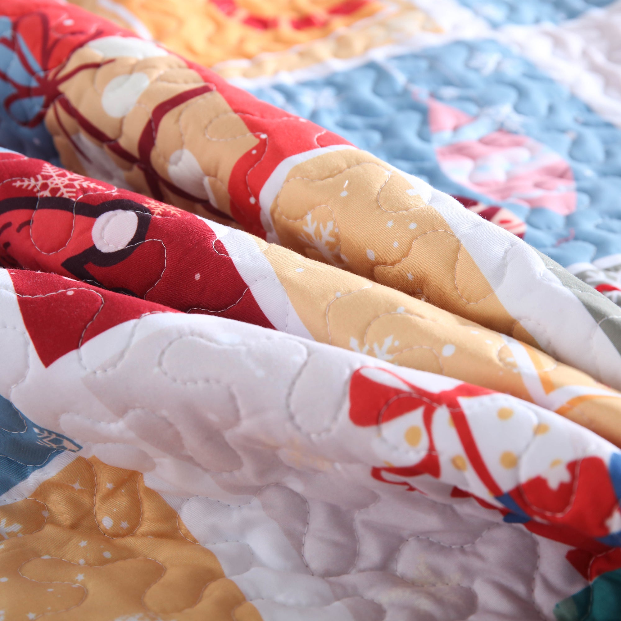 3 Piece Christmas Quilt Set, Santa Patchwork Plaid Bedspread C104