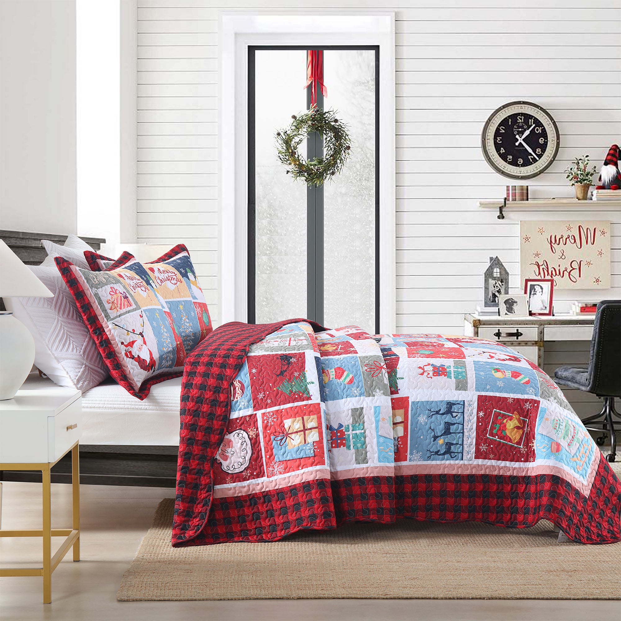 3 Piece Christmas Quilt Set, Santa Patchwork Plaid Bedspread C104