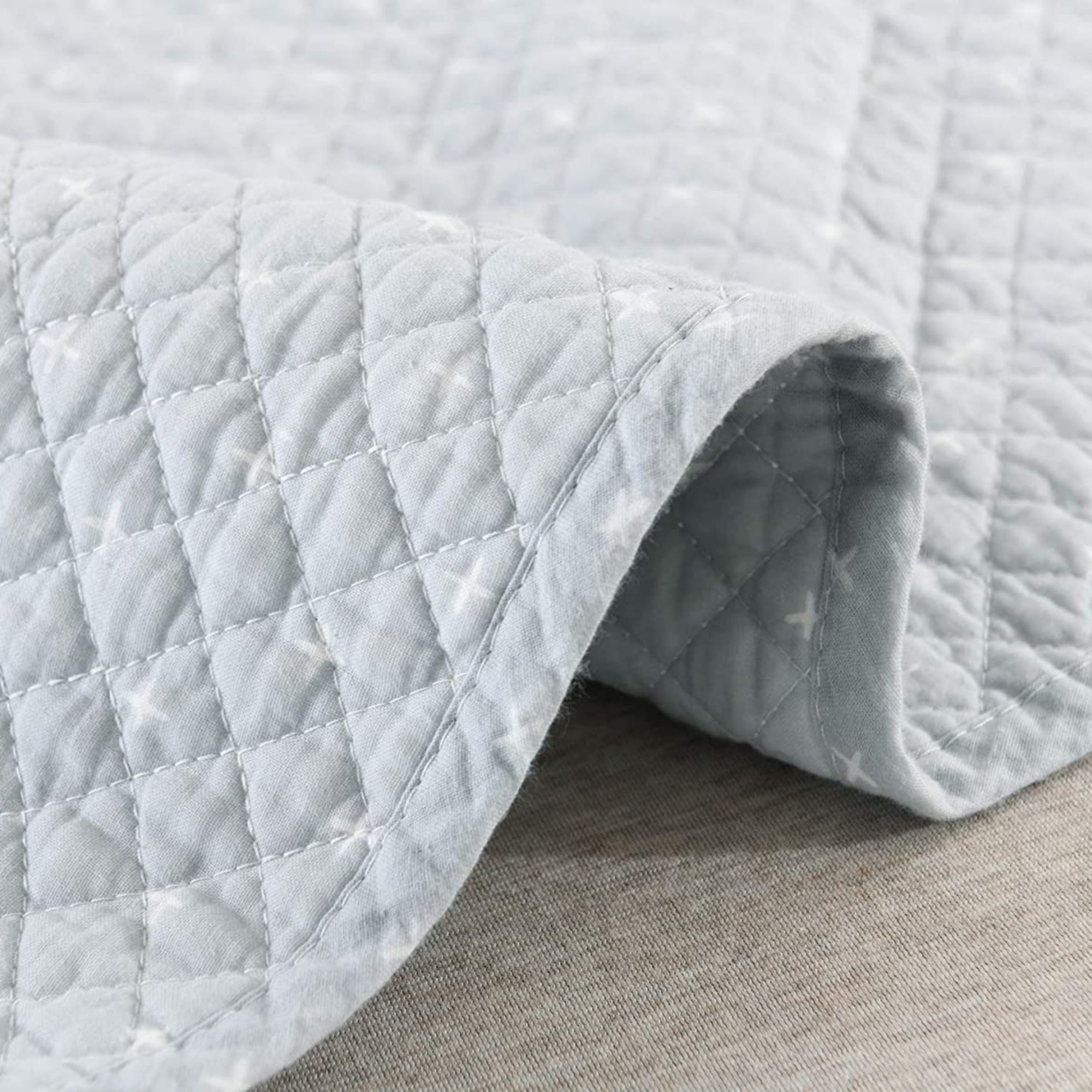 100% Cotton Quilted Throw Blanket Soft Decorative Couch Sofa Cover Lightweight Bed Throw