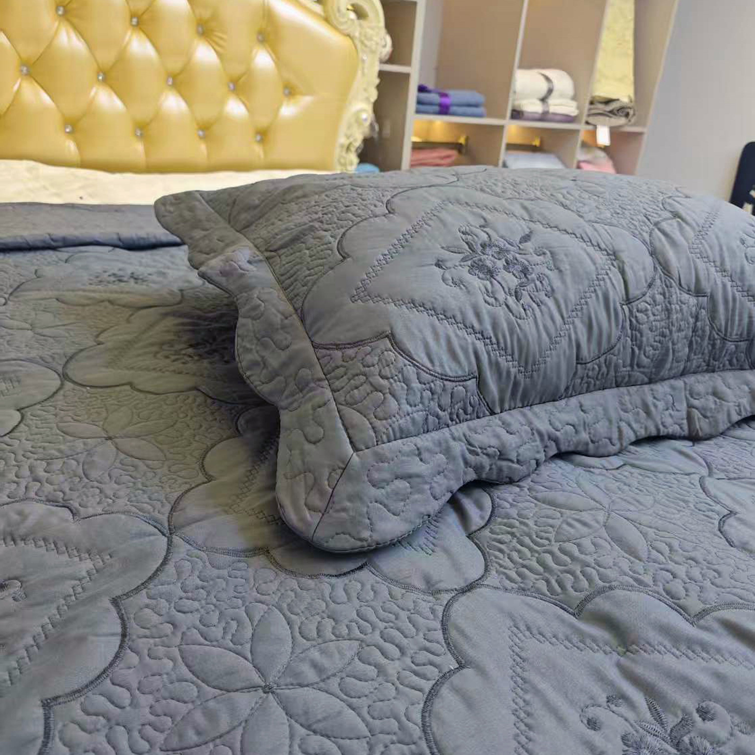 3 Piece Floral Embroidered Quilted Bedspread Set