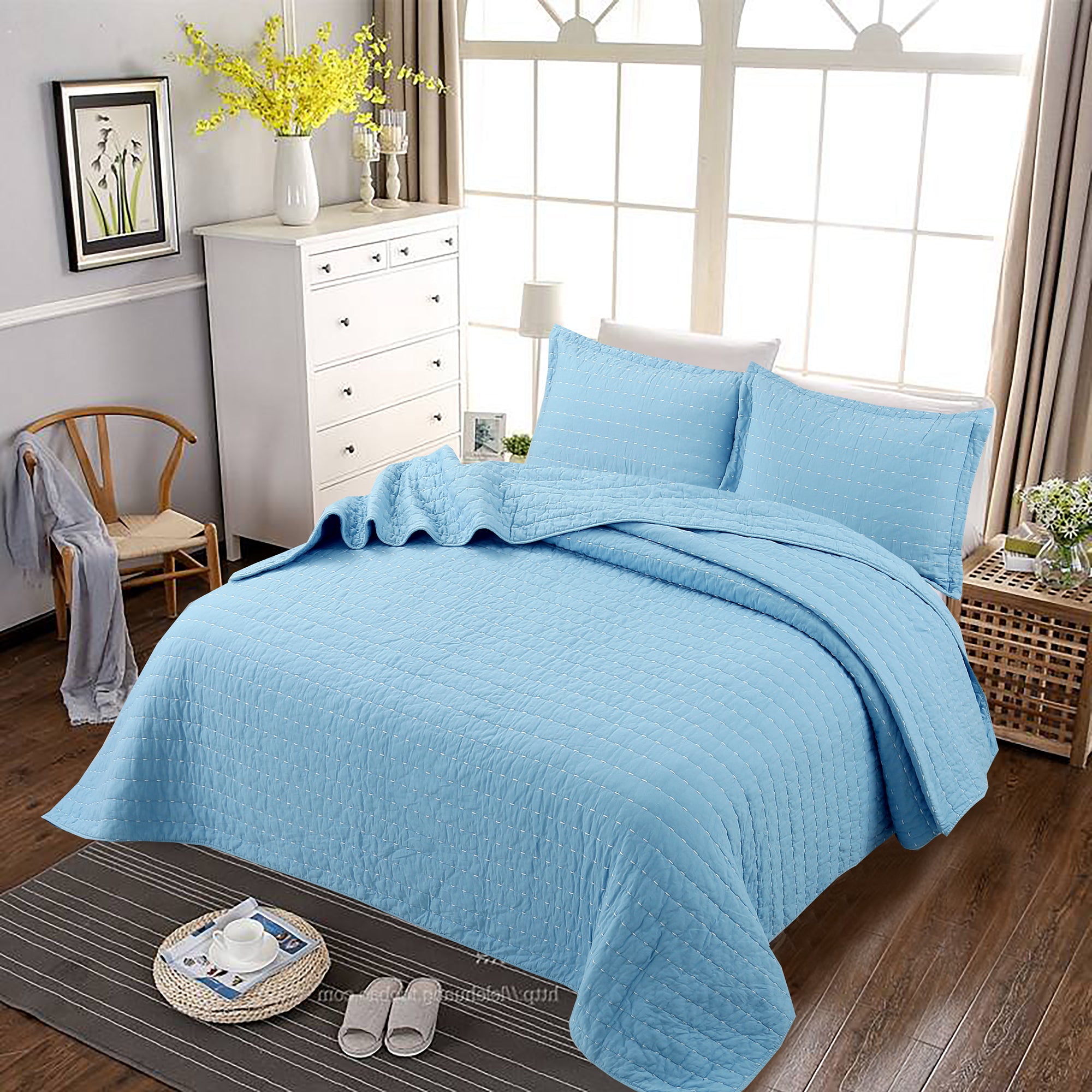 3 Piece 100% Cotton Quilt Set, Oversized Lightweight Channel Quilted Bedspread