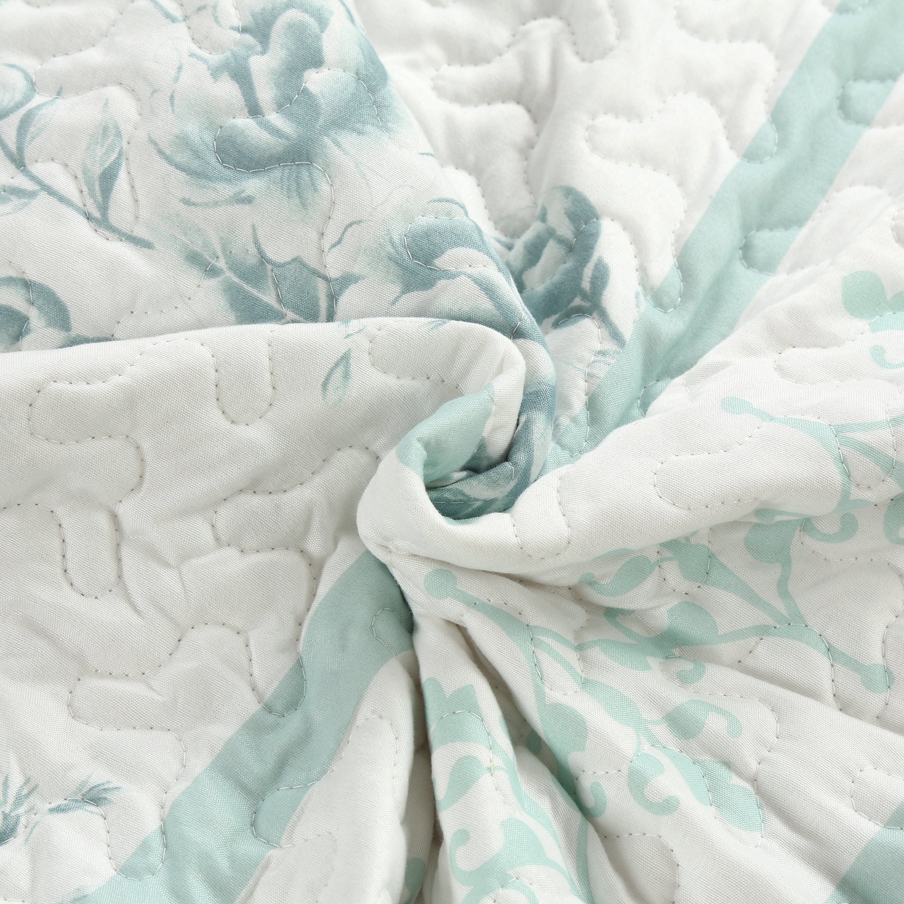3 Piece Floral Quilt Set, French Country Bedspread C78