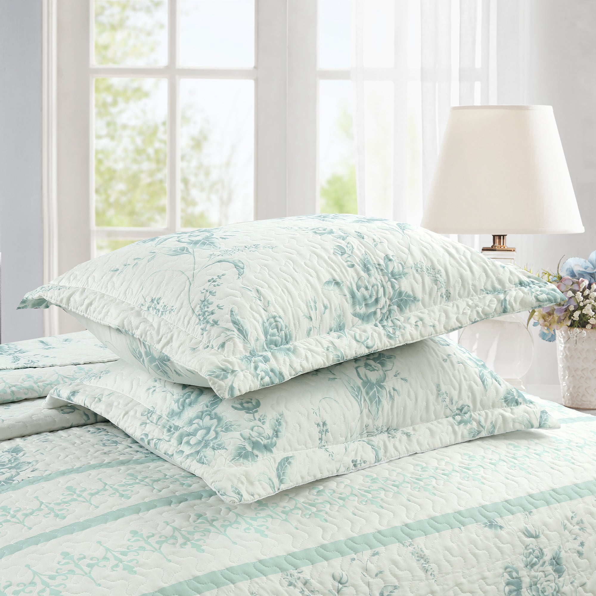 3 Piece Floral Quilt Set, French Country Bedspread C78