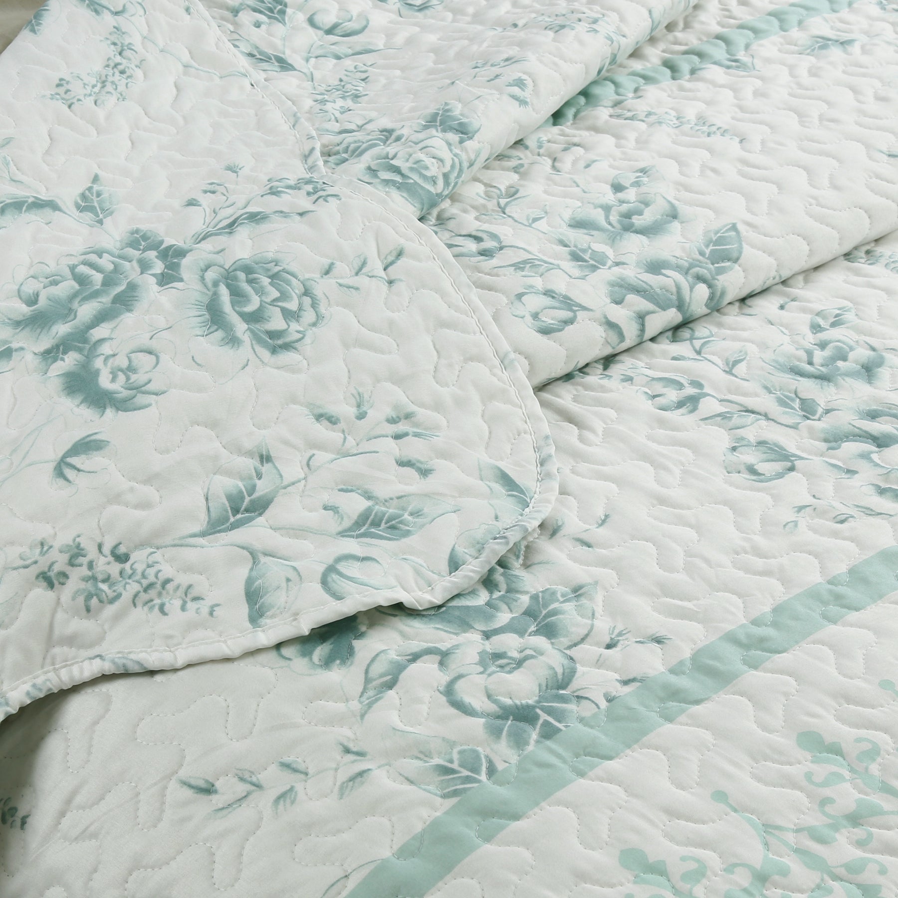 3 Piece Floral Quilt Set, French Country Bedspread C78