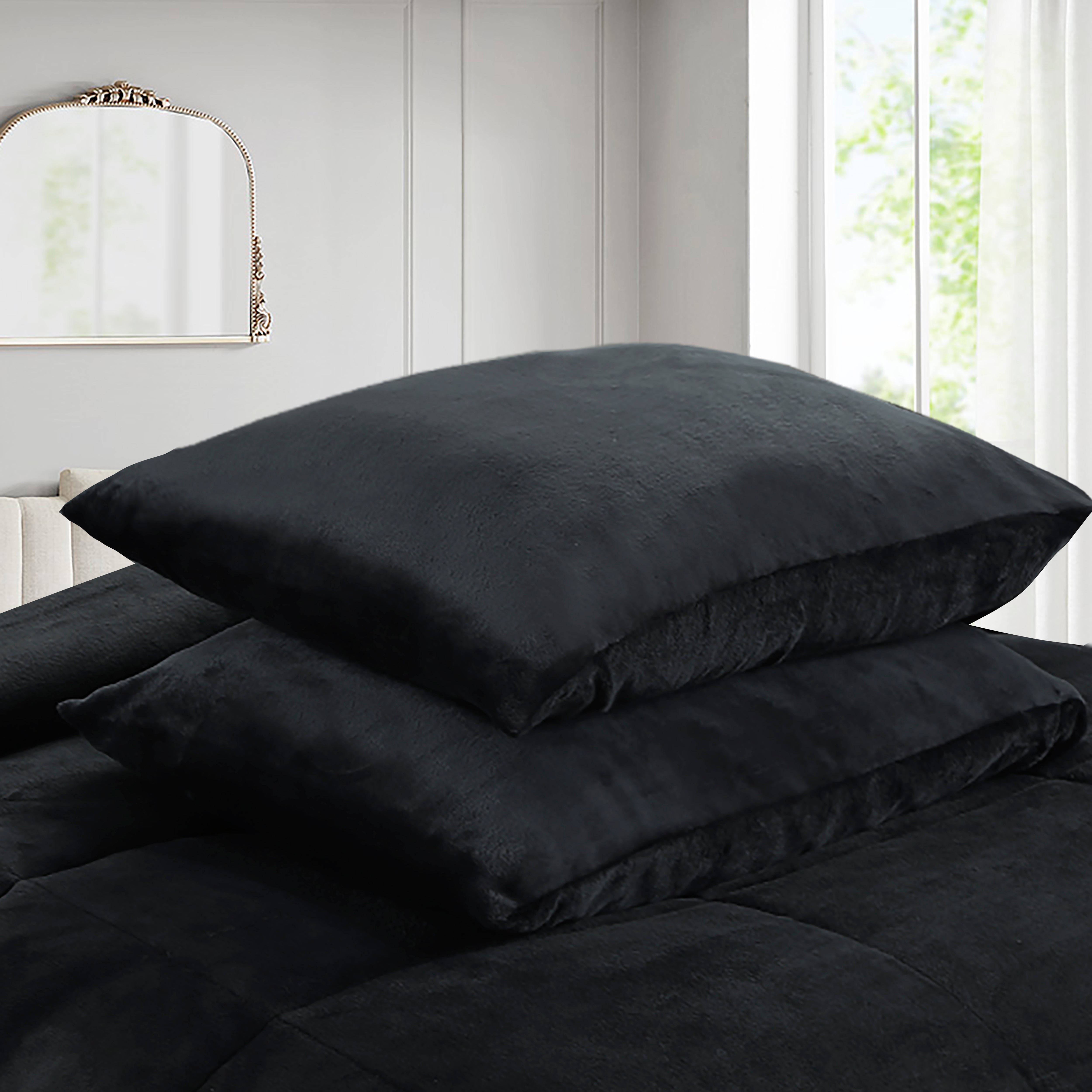 3 Piece Soft Cozy Plush Solid Color Comforter Set