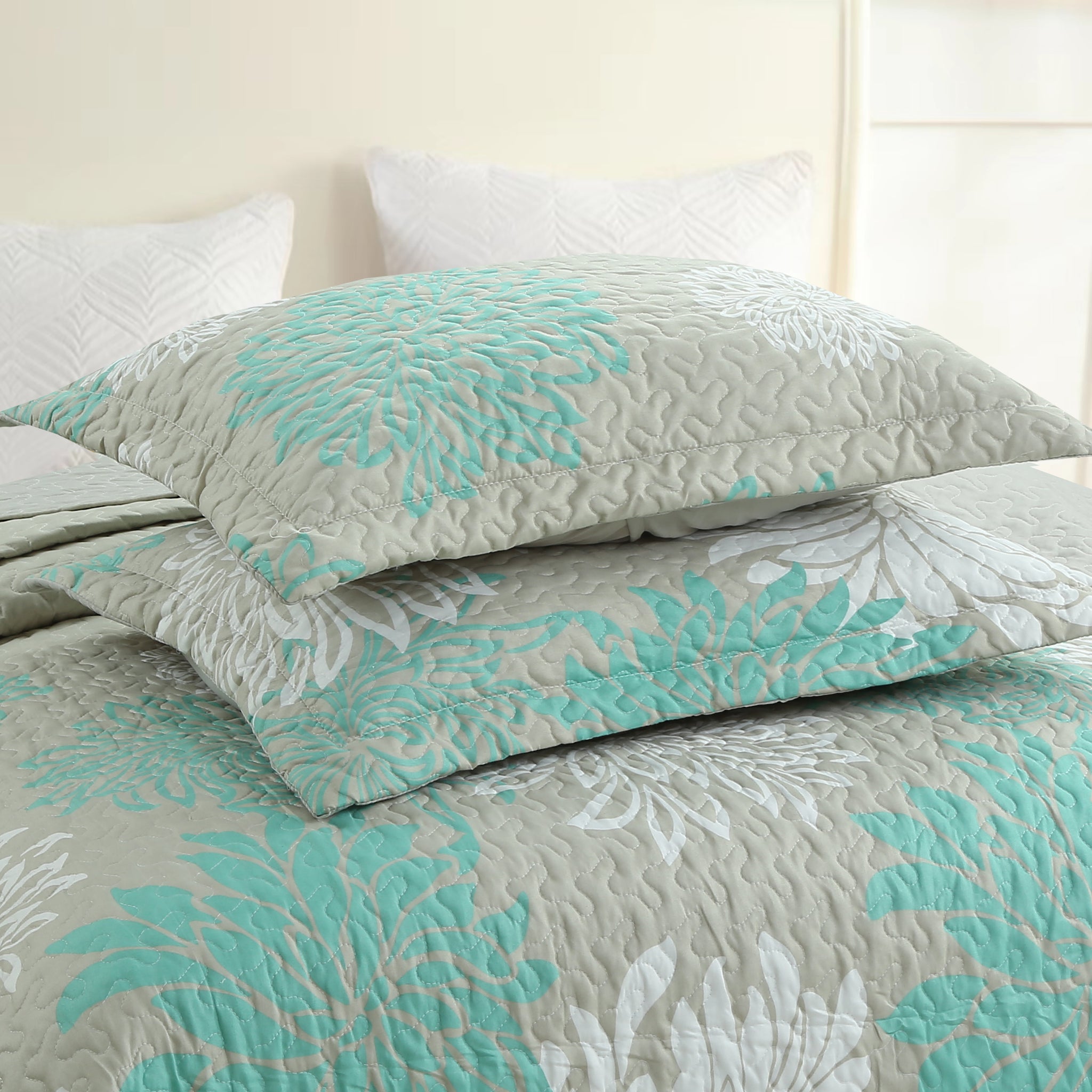 3 Piece Printed Leaf Quilt Set Lightweight Bedspread Set ME510
