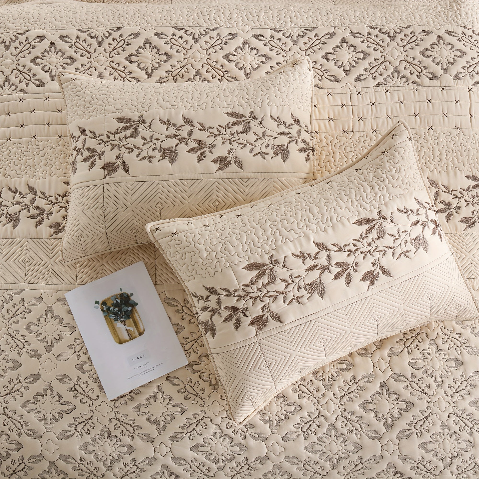 3 Piece Elegant Embroidered Quilt Set – Textured Floral & Geometric Bedspread